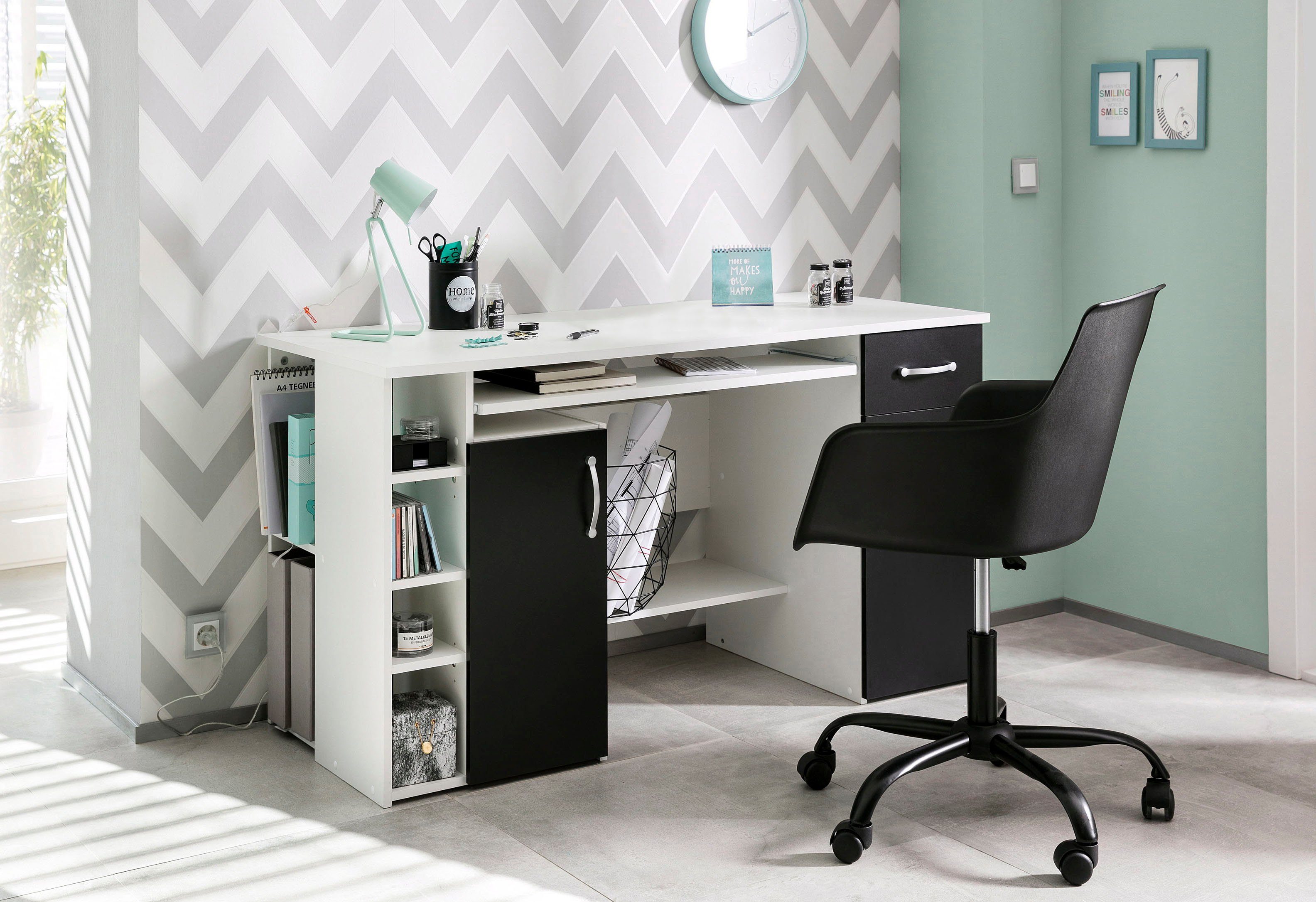 VOGL Möbelfabrik Schreibtisch Tim mit seitlich offenen Fächern & Tastaturau günstig online kaufen