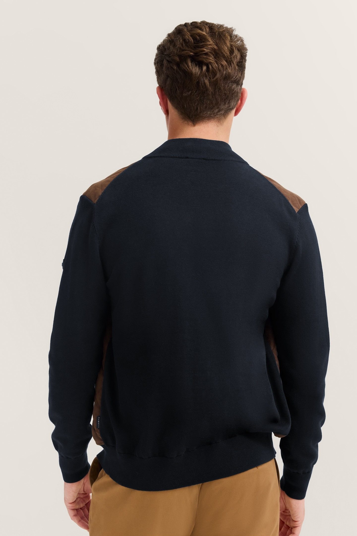 bugatti Strickjacke Regular Fit mit Velour-Front & Stehkragen