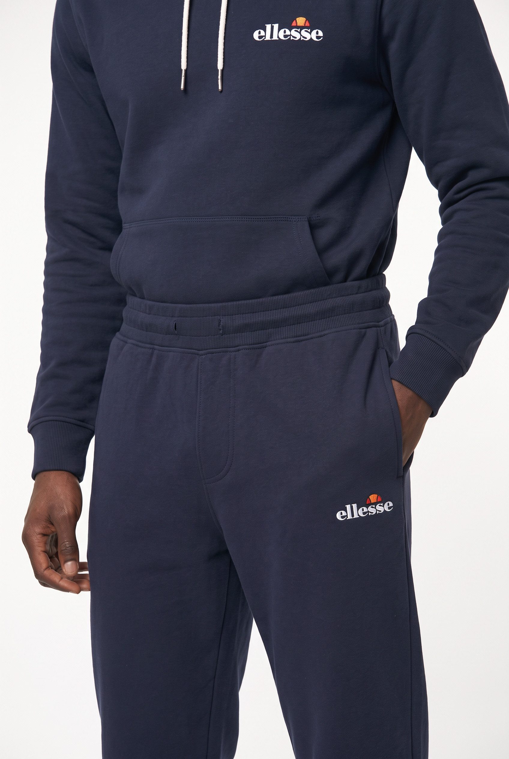 Ellesse Jogginganzug HORBURY Hoodie & Jog Pant Set (2-tlg), zweiteiliges Set, für Erwachsene, aus Baumwolle und Polyester