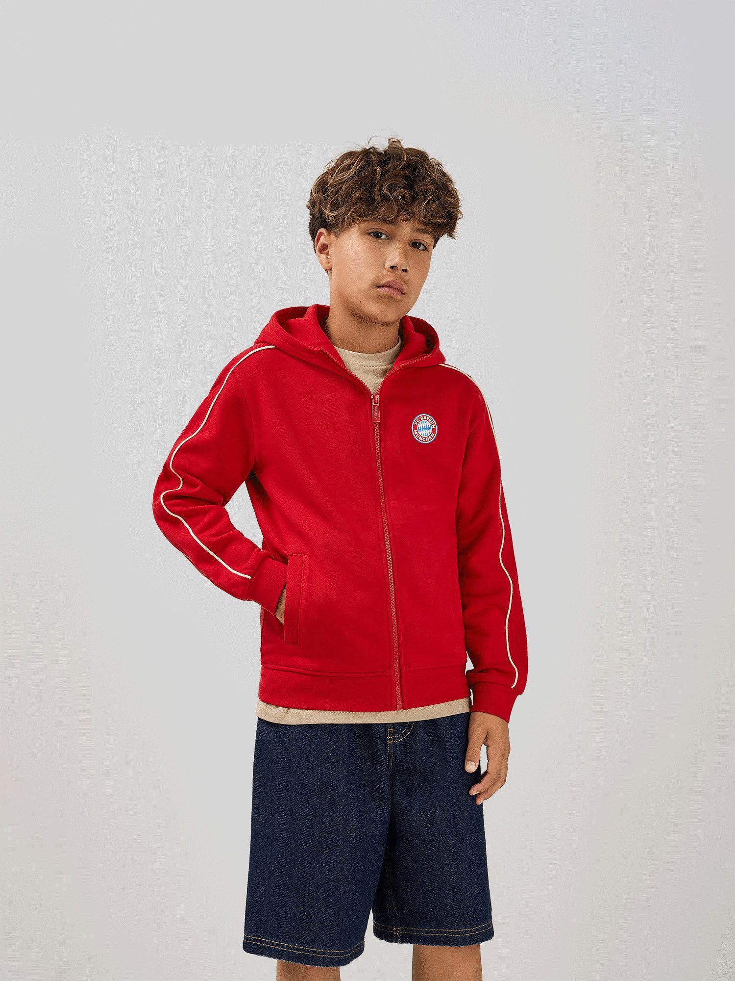FC Bayern München Kapuzensweatjacke FC Bayern München, Zip-Hoodie Essentials, Kinder, Rot