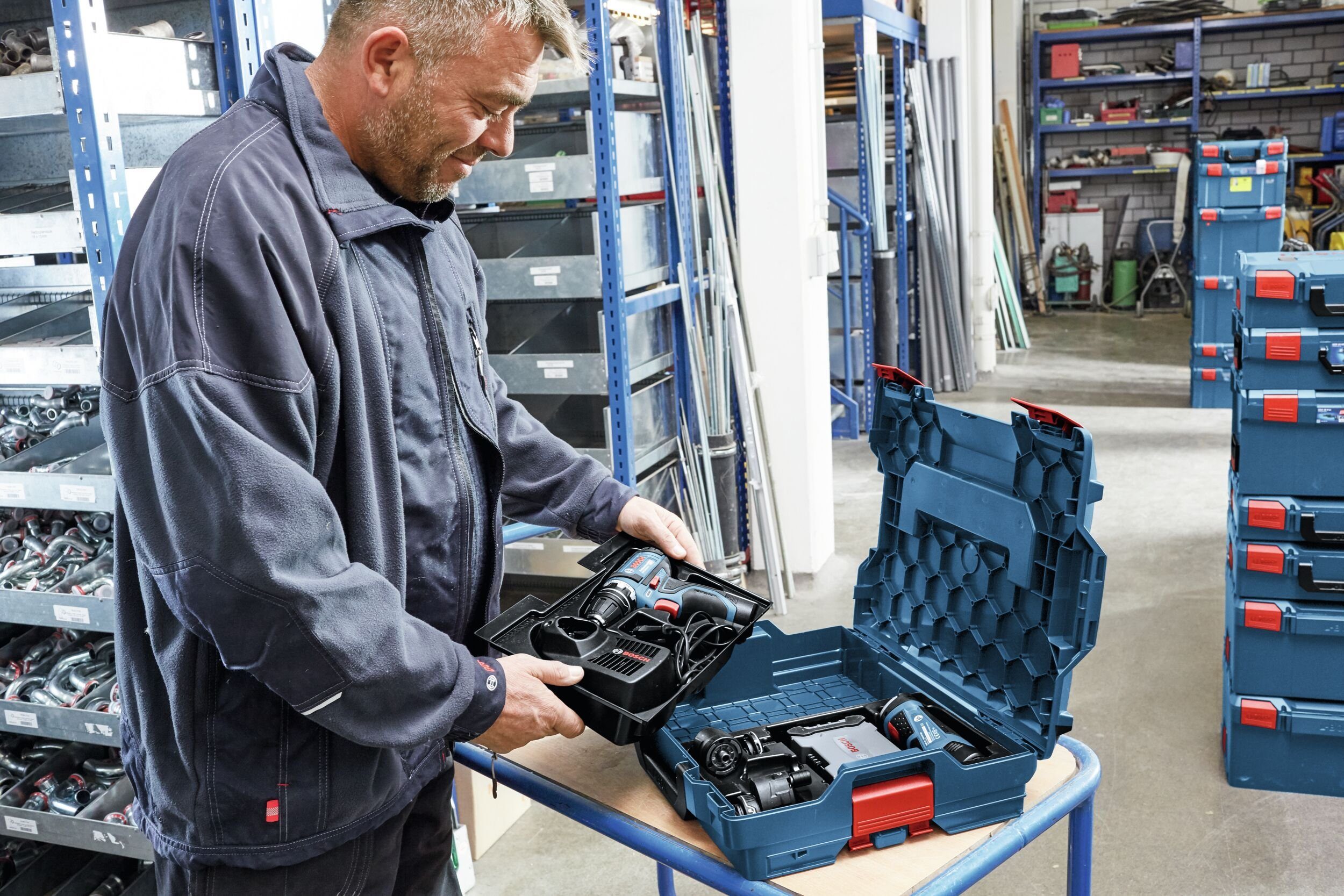 Bosch Home & Garden Werkzeugkoffer, Koffersystem L-BOXX 102 mit 13-teiligen Einsatzbox-Set