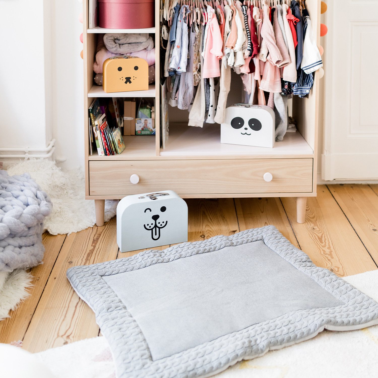 Krabbeldecke, KINDSGUT, Spiel-Decke, Baby, grau, für drinnen und draußen