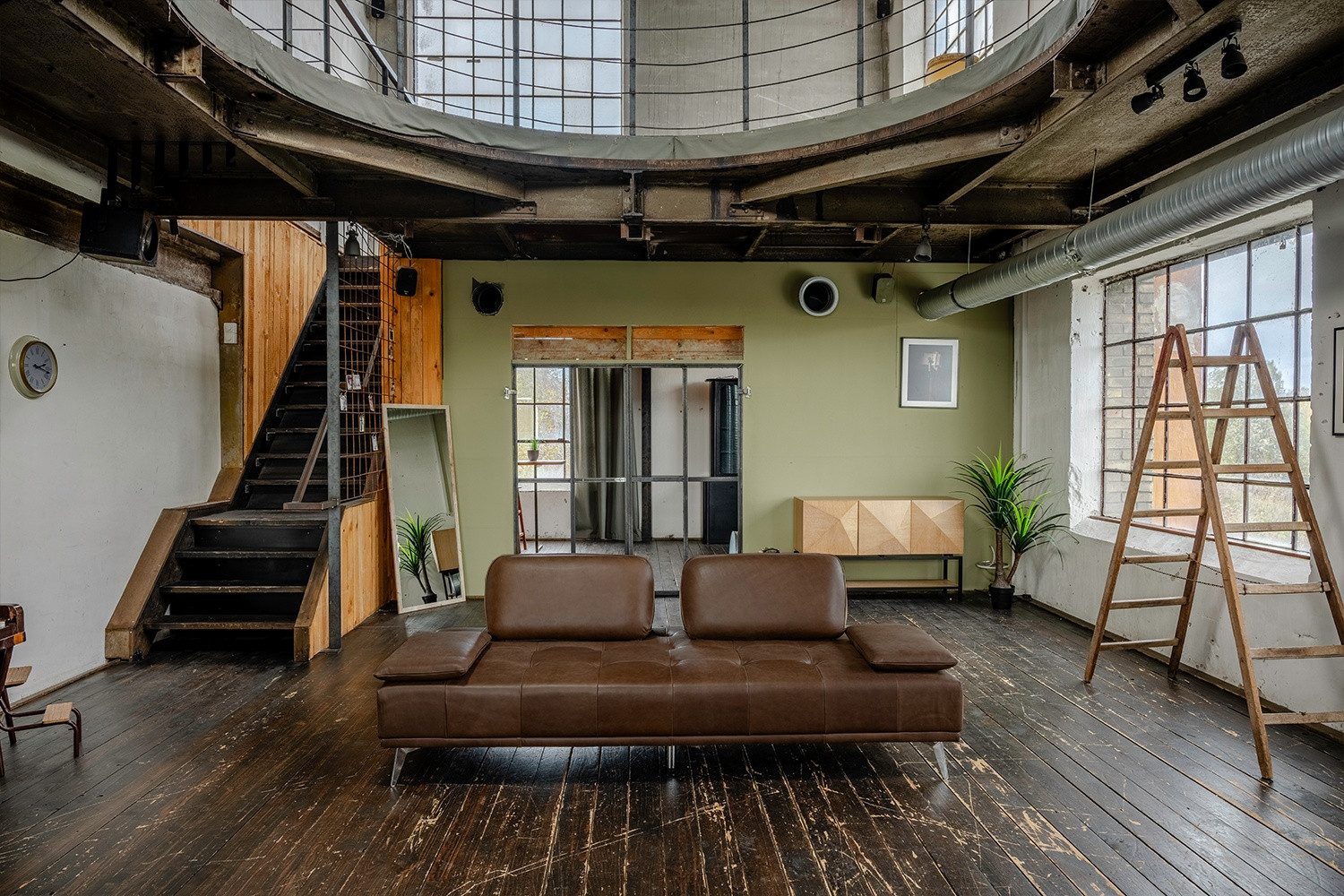 KAWOLA Schlafsofa WIOLO Daybed Leder dunkelbraun - Komfort & Flexibilität, Couch mit Schlaffunktion, inklusive Kissen, verschiebbar