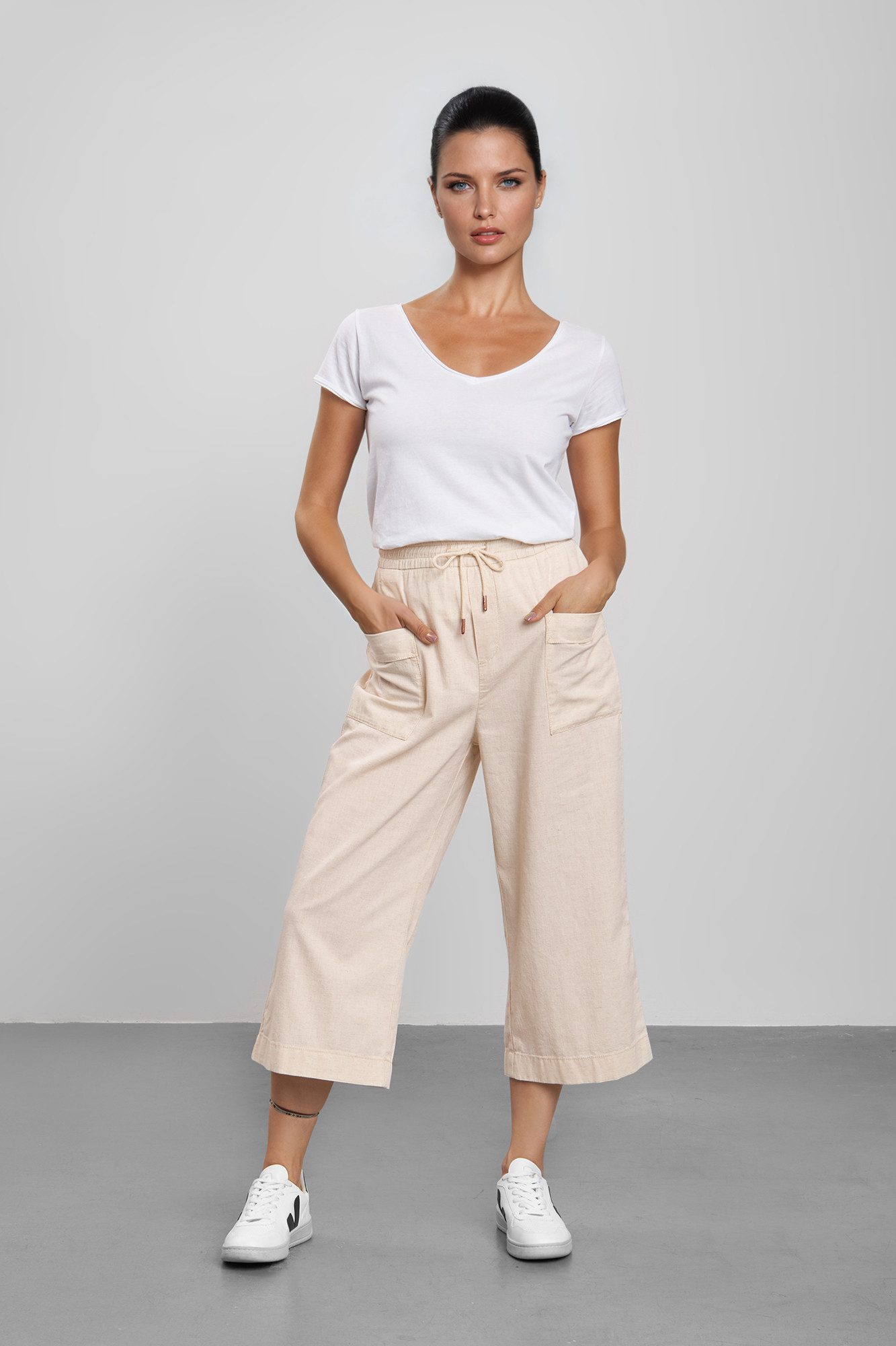 Feuervogl Jogger Pants fv-Mar:tha, Wide Leg, Cropped, Rubber Waistband, Cotton-Linen-Mix Elastikbund mit Kordelzug