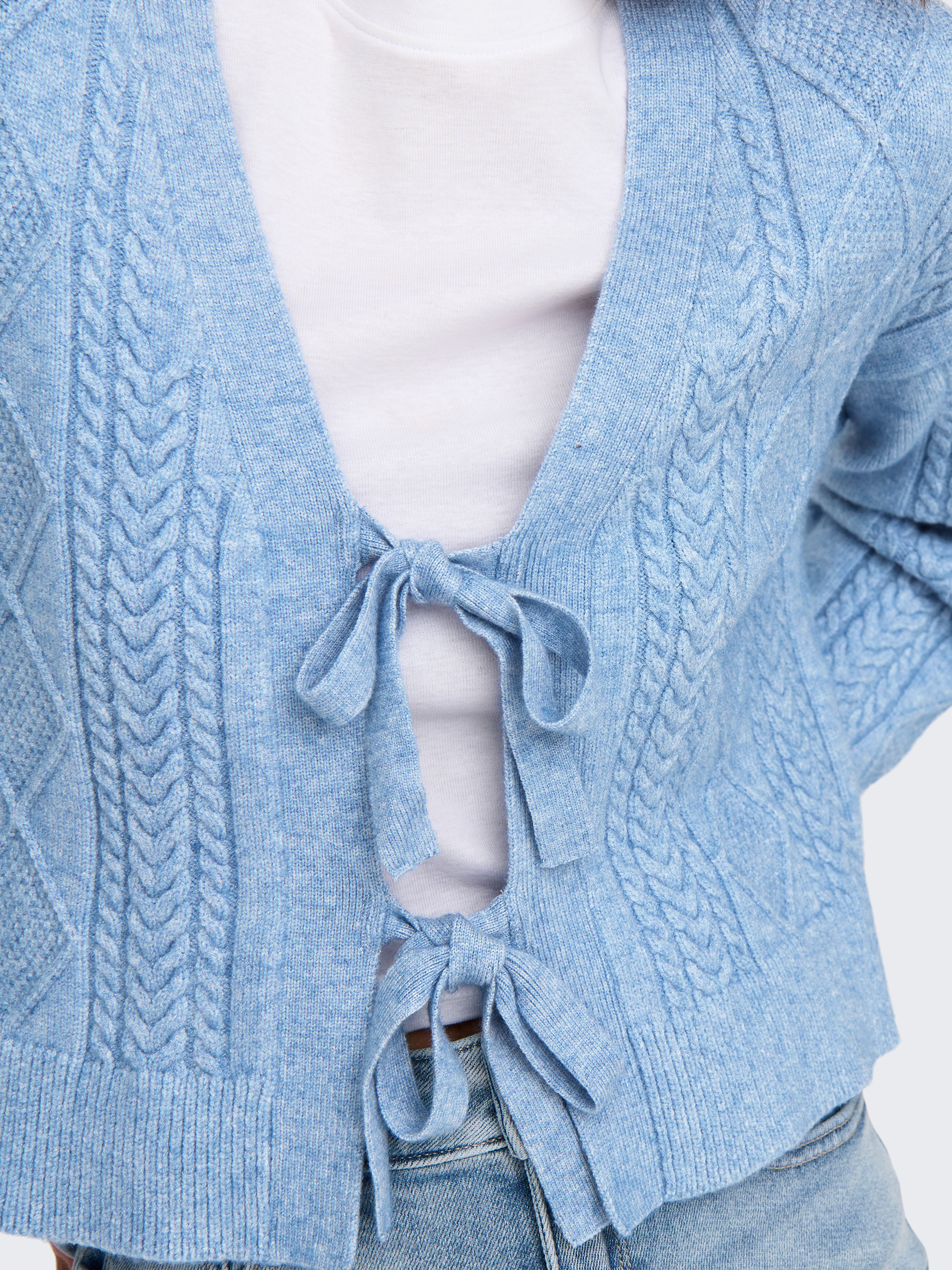 ONLY Strickjacke ONLFIA LS STRING CARDIGAN KNT NCA Viskosemischung, regular fit