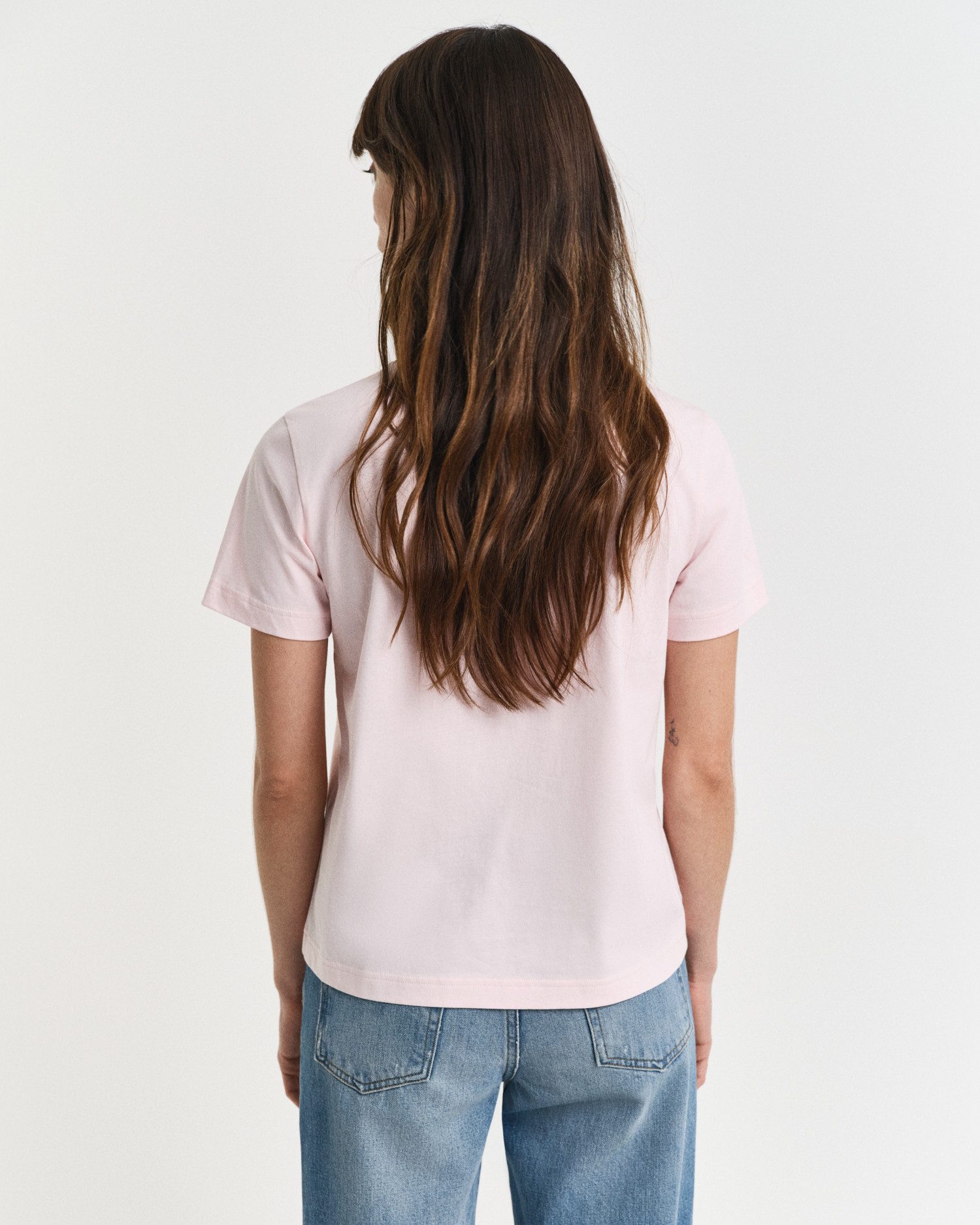 Gant T-Shirt REG TONAL SHIELD SS T-SHIRT Rundhals, Ton in Ton Stickerei günstig online kaufen