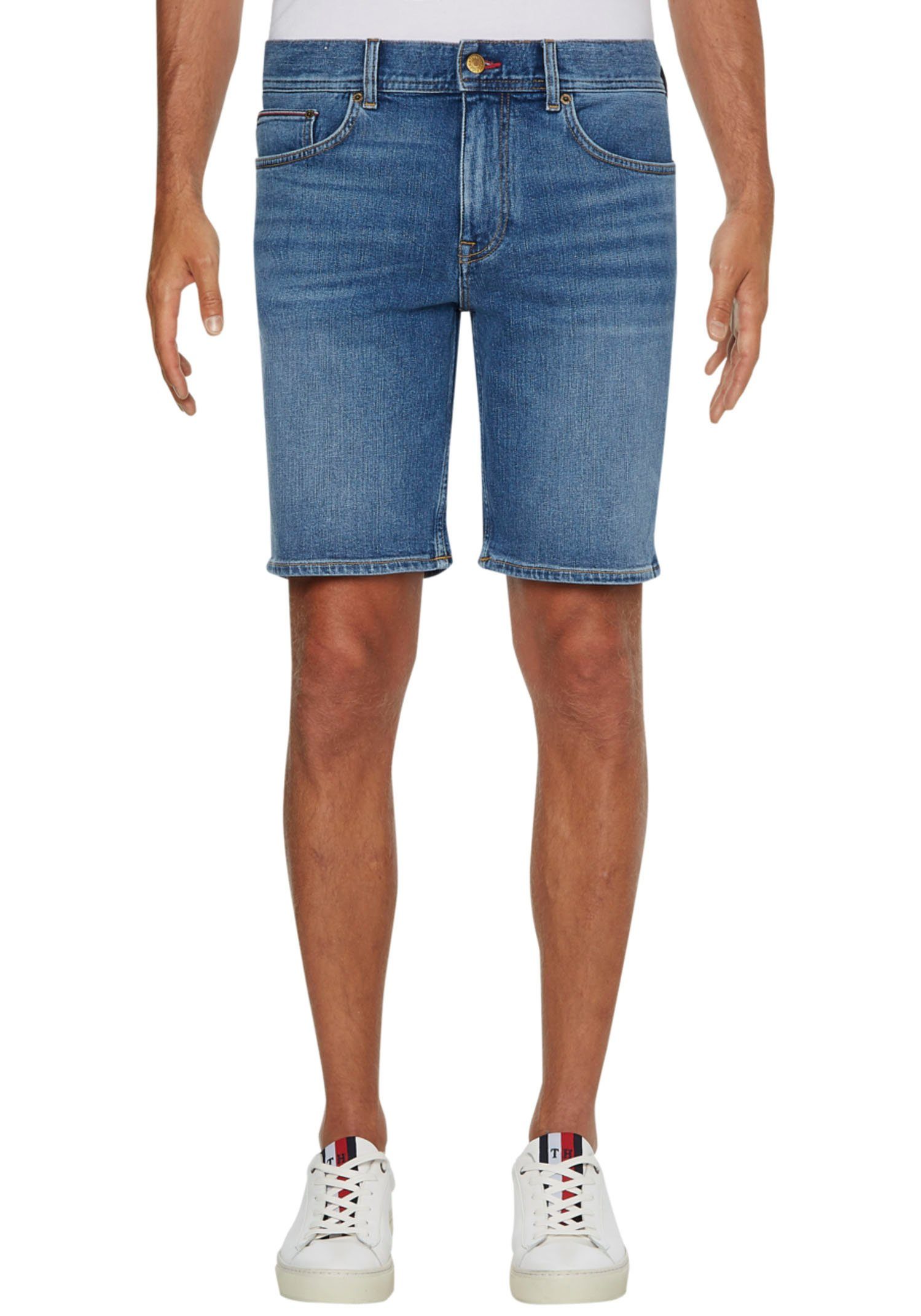 klassischem GALE Design 5PKT BROOKLYN Hilfiger Jeansshorts in Tommy WHITE SHORT