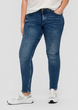QS 5-Pocket-Jeans Jeans / Mid Rise / Skinny Leg Waschung, Label-Patch