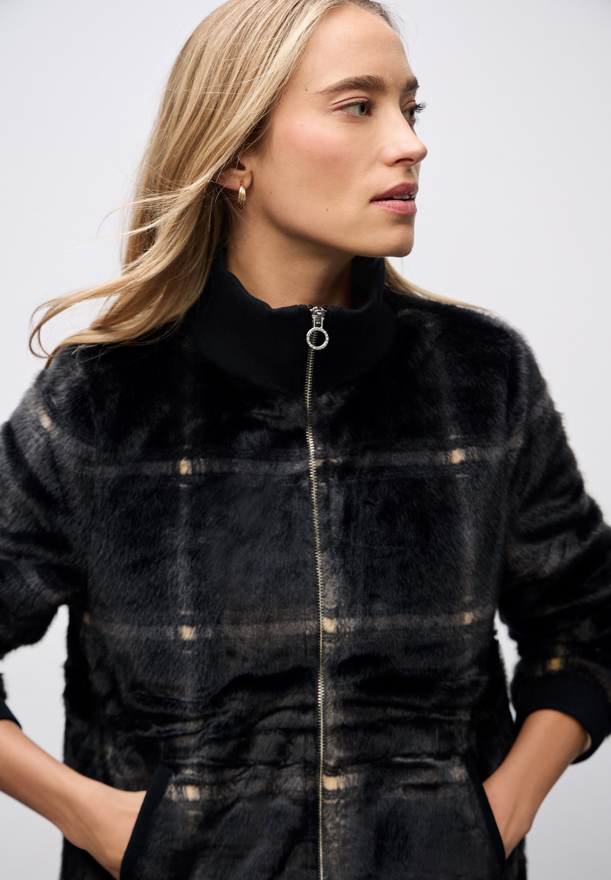 STREET ONE Kurzjacke mit Karomuster