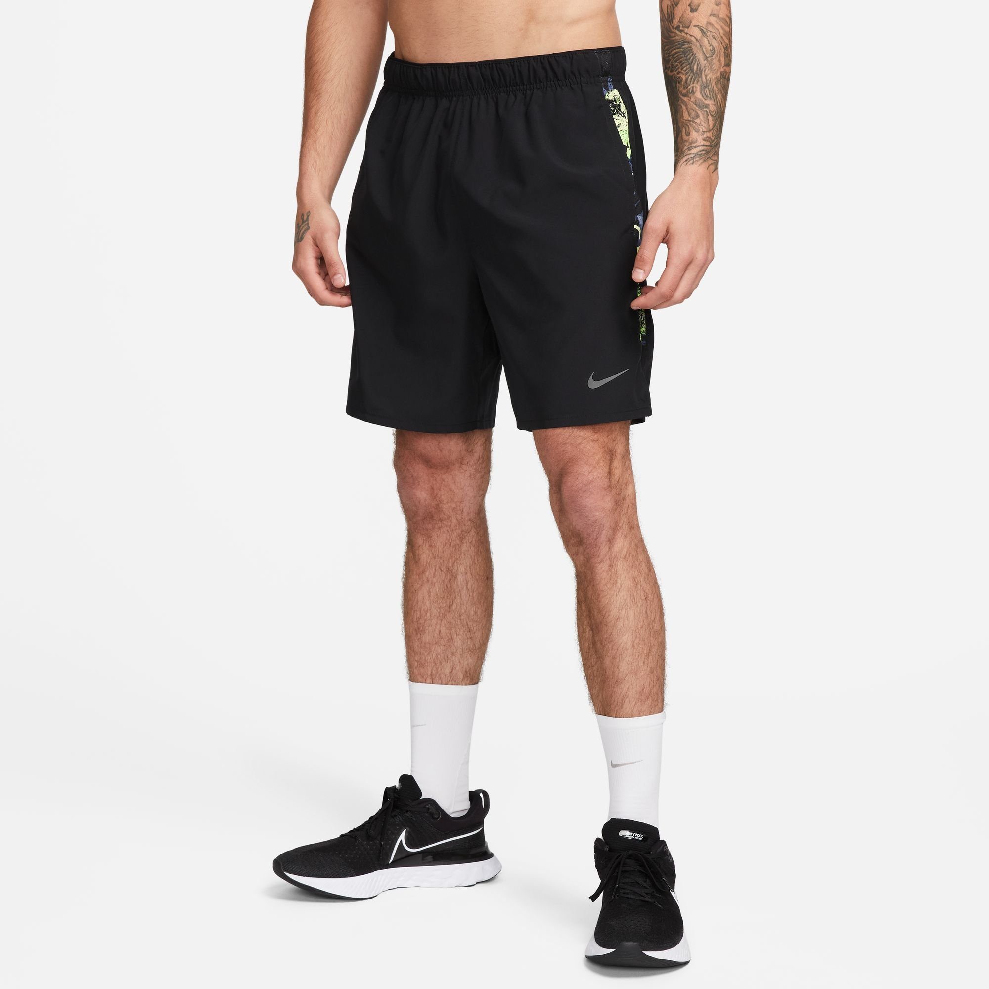 Nike Laufshorts DRI-FIT CHALLENGER STUDIO ' MEN'S " UNLINED RUNNING SHORTS
