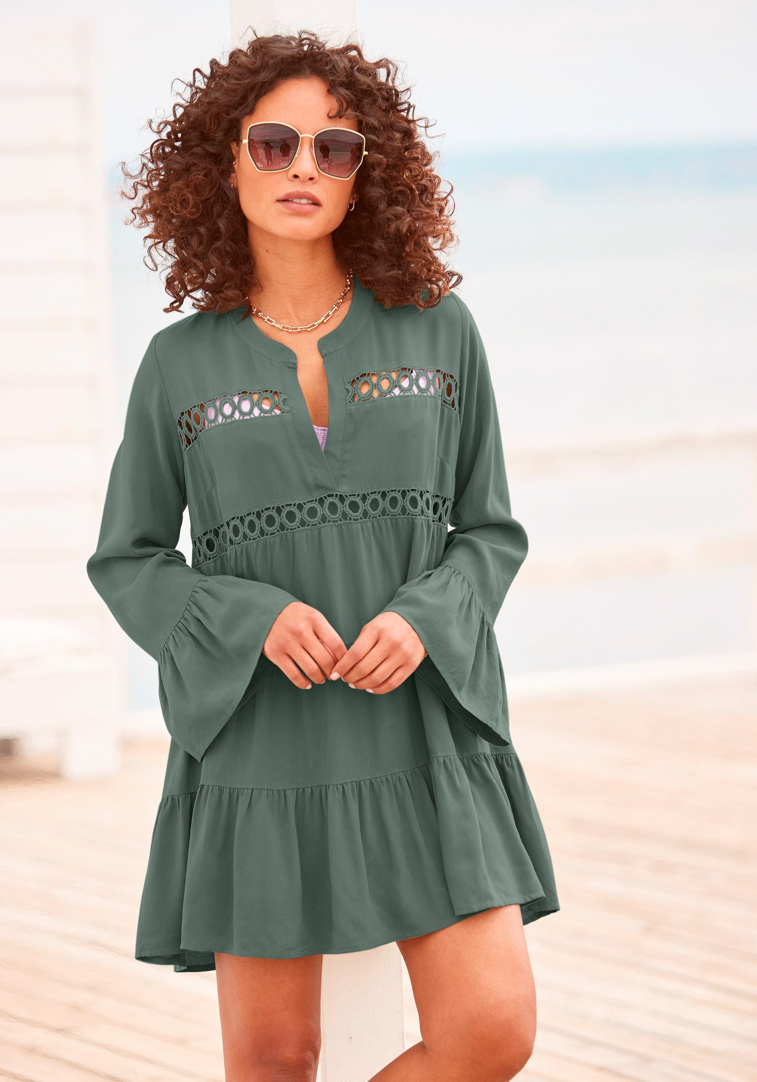 LASCANA Longbluse mit Spitzeneinsätzen, dunkelgrün Blusenkleid, sommerlich Tunika