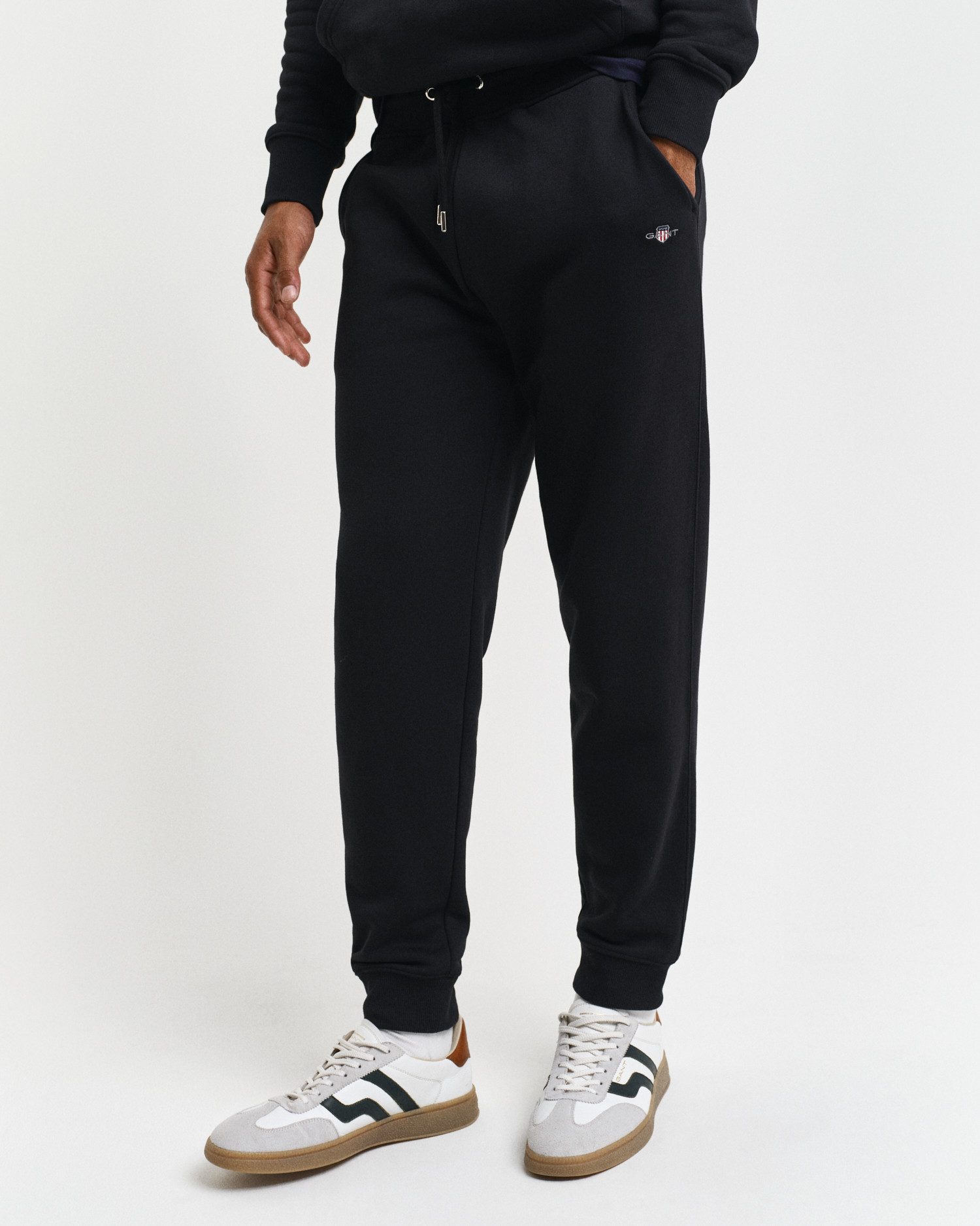 Sweathose REG SHIELD SWEATPANTS