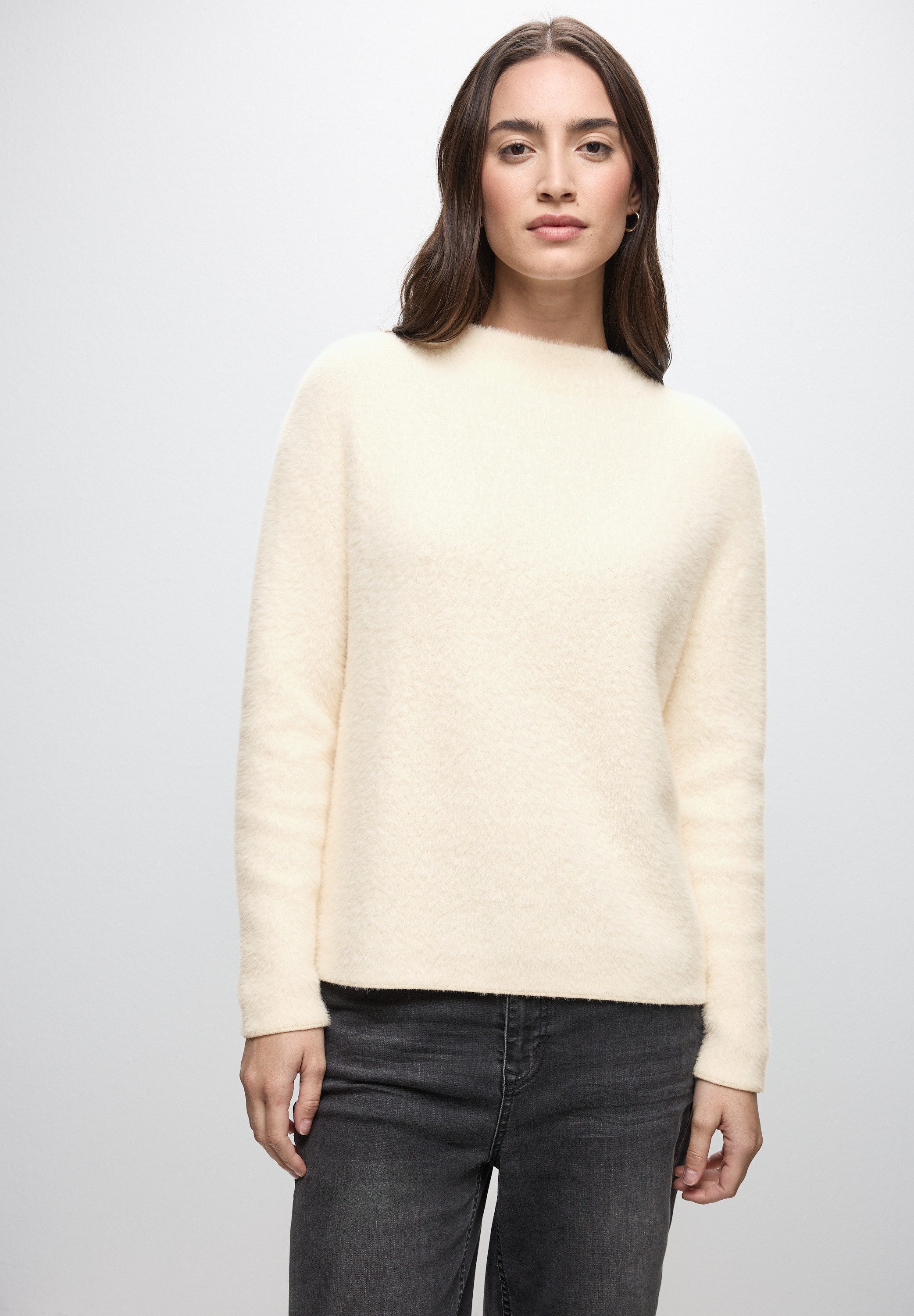 STREET ONE Stehkragenpullover aus softem Materialmix günstig online kaufen