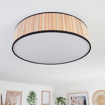 hofstein Deckenleuchte moderne Deckenlampe aus Metall/Rattan/Kunststoff in Weiß/Natur/Schwarz, LED fest integriert, 3000 Kelvin, Leuchte im angesagten Boho-Design, 1900 Lumen, 3000 Kelvin