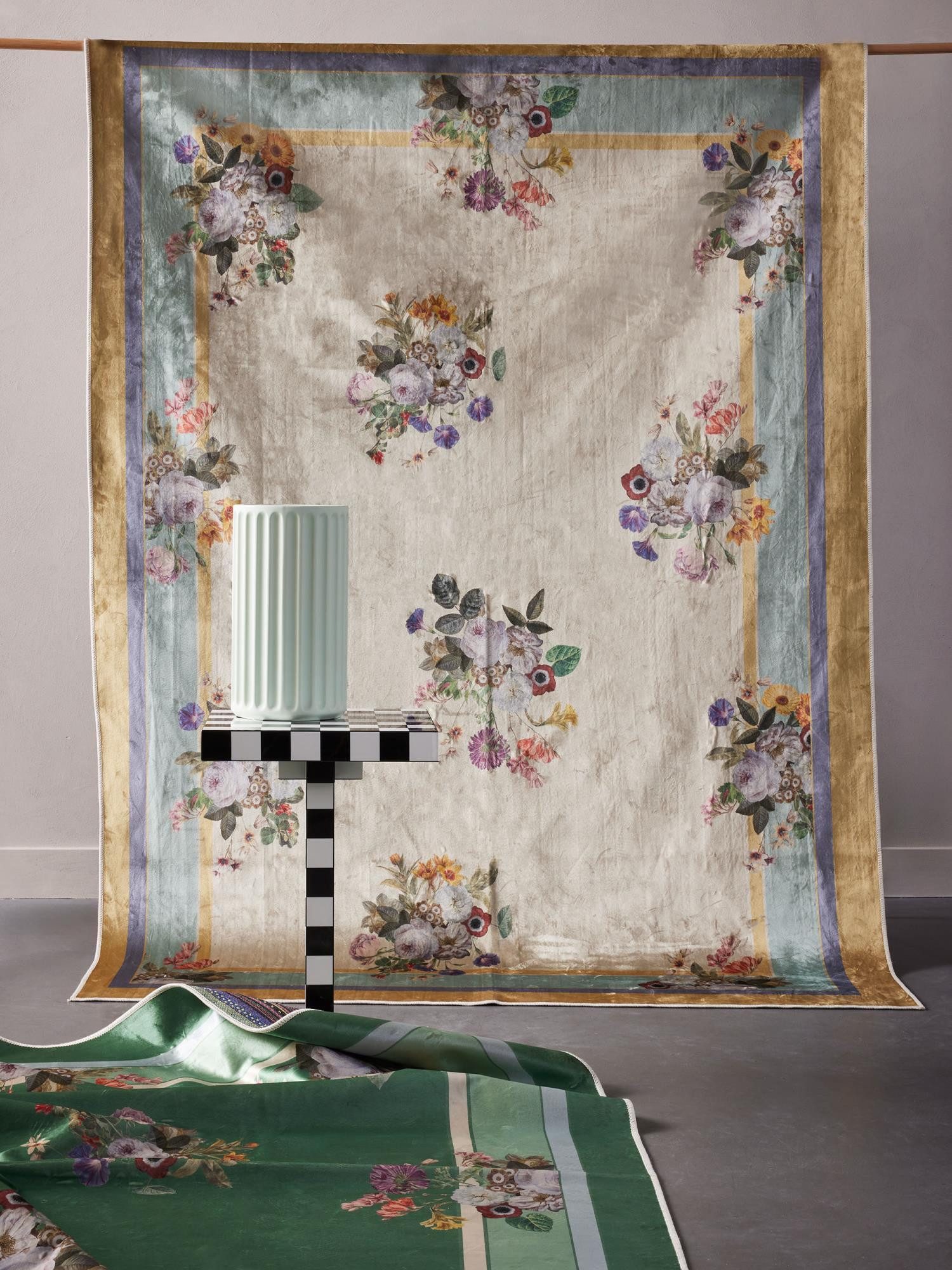 Essenza Teppich Laurine, rechteckig, Höhe: 6 mm, sehr weicher Flor mit klassischem Blumenmuster