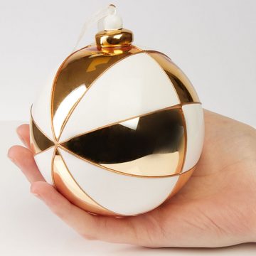 BRUBAKER Weihnachtsbaumkugel Premium Weihnachtskugel mit Gold Muster - 10 cm Baumkugel aus Glas (1 St), Christbaumkugel mit Porzellan Topper - Handarbeit Weihnachtsdeko