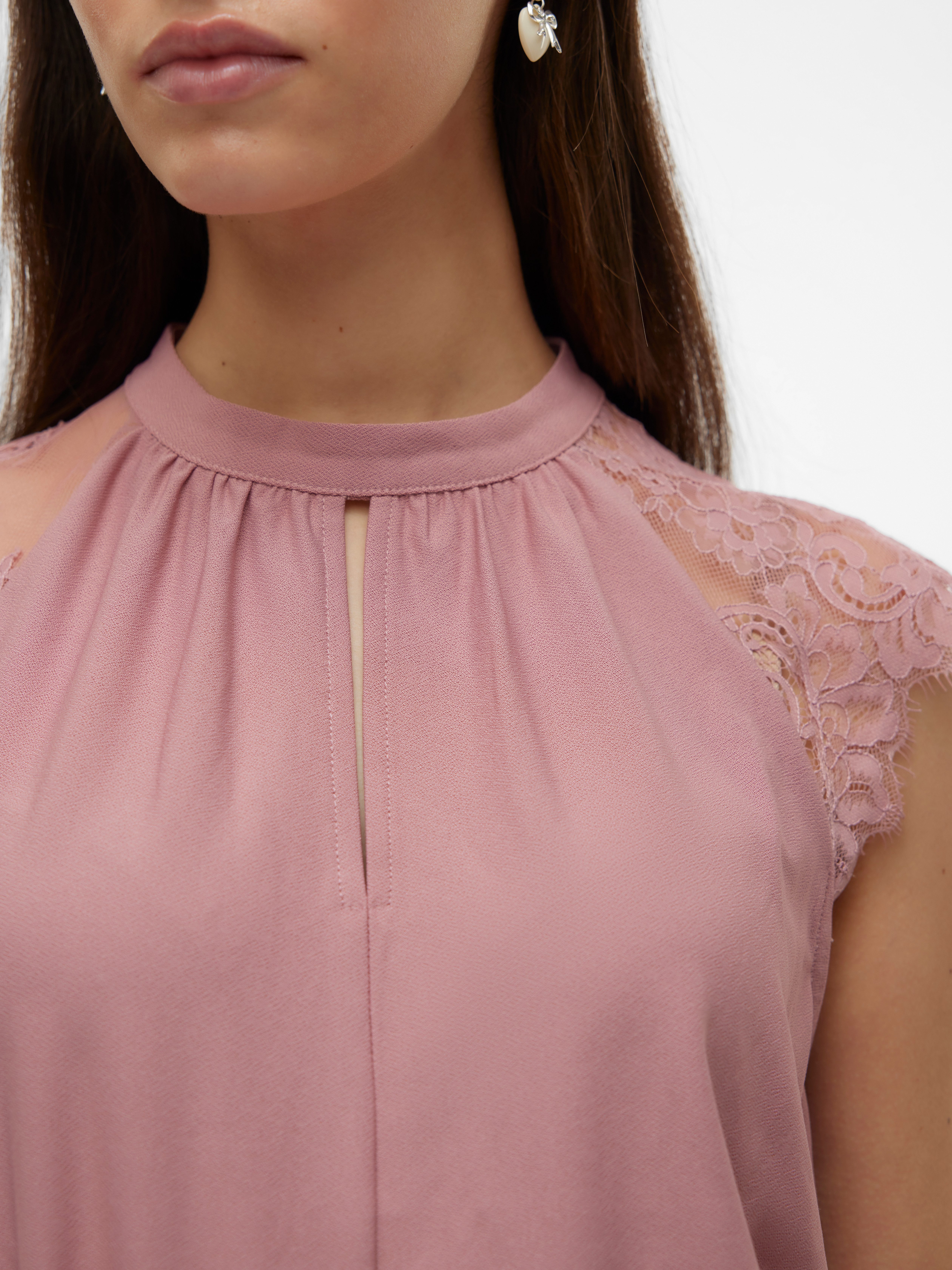 Vero Moda Spitzentop VMMILLA SL LACE TEE Materialmix, regular fit