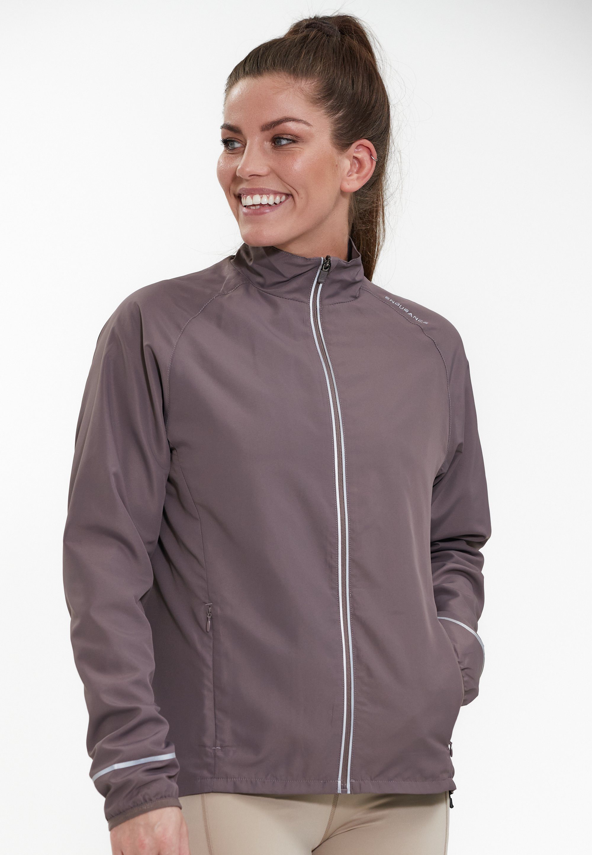 ENDURANCE Laufjacke Shela Atmungsaktivität braun hoher mit