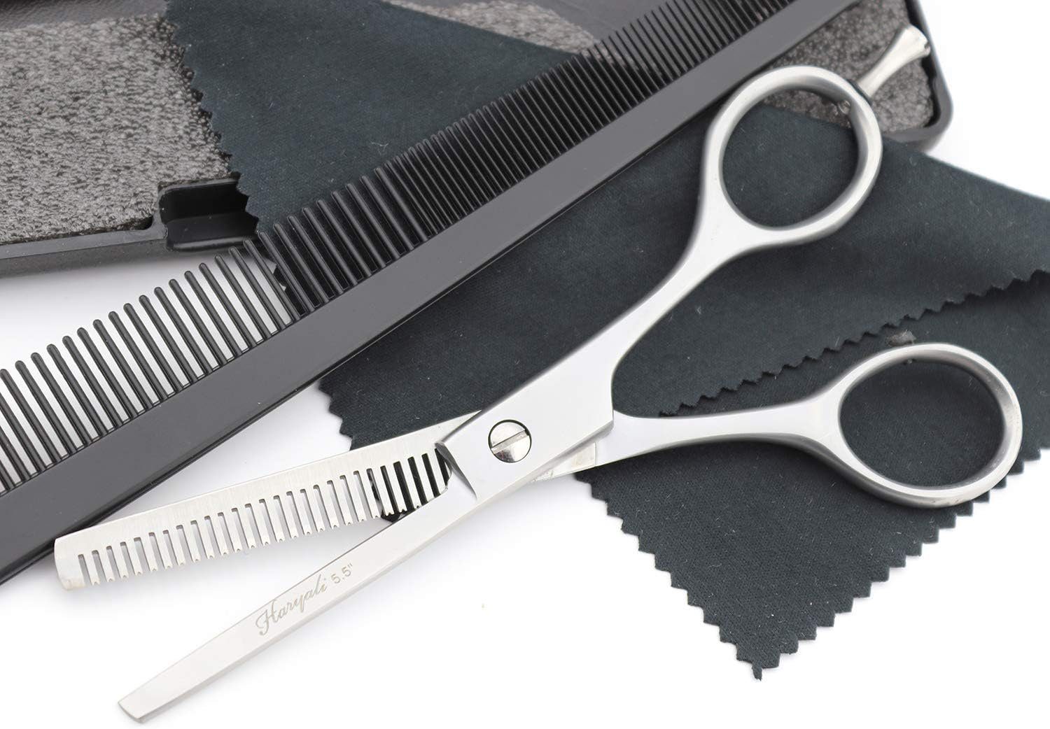 Haryali London Haarschere professionelles Effilierscheren-Set, Stylingscheren-Set mit Kamm, Etui, (Set, 1-tlg., Effilierscheren-Set mit gratis Kammabdeckung, superscharfe Klinge), langlebige, verstellbare Edelstahl-Pflegeschere 5,5 Zoll