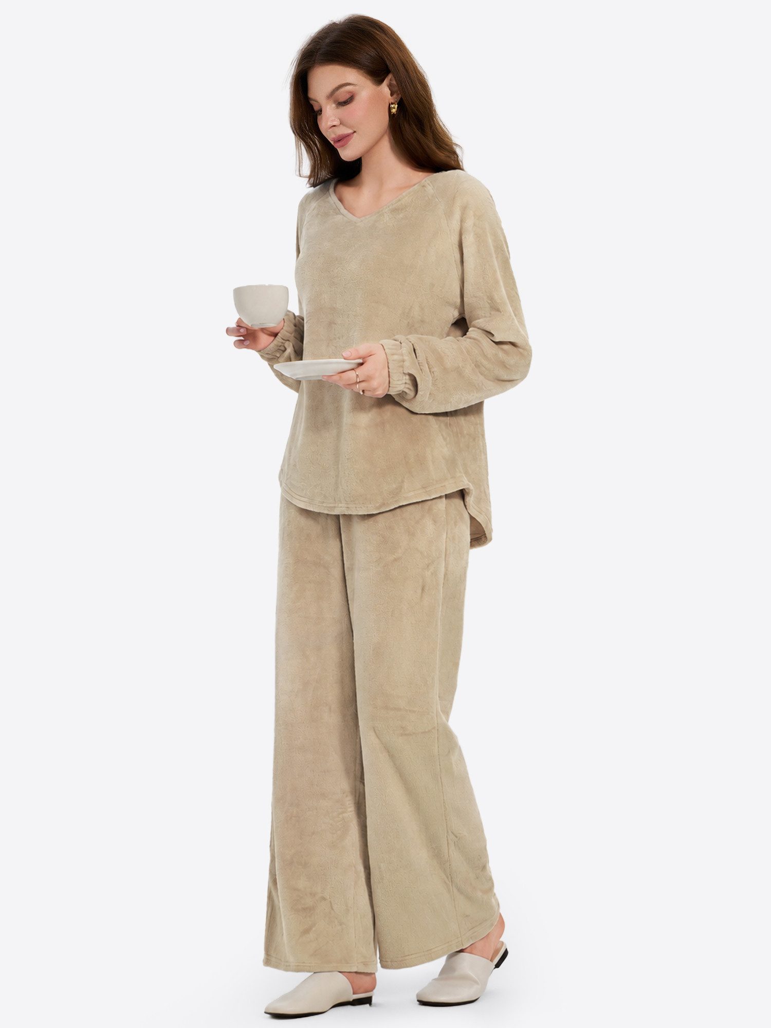 Imily Bela Hausanzug Damen Lounge-Set mit V-Ausschnitt (Set, 2 tlg., V-Ausschnitt Oberteil + Weiter Hose) in Unifarbe – Bild 4 von 5