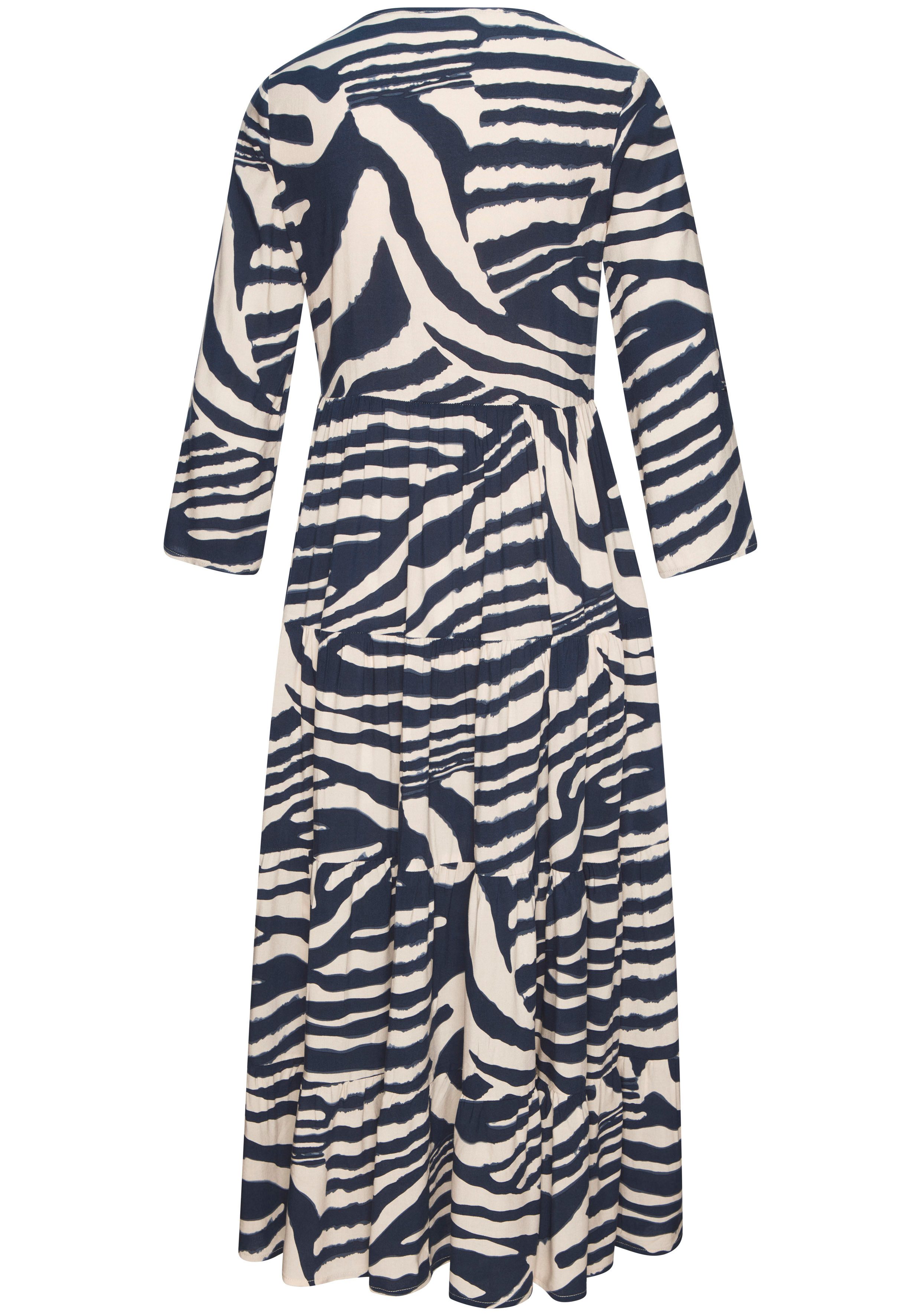 LASCANA Maxikleid mit Animalprint und kurzer Knopfleiste aus Webware, 3/4-Ärmel Sommerkleid in lockerer Passform, Kaftankleid mit weitem Rockteil