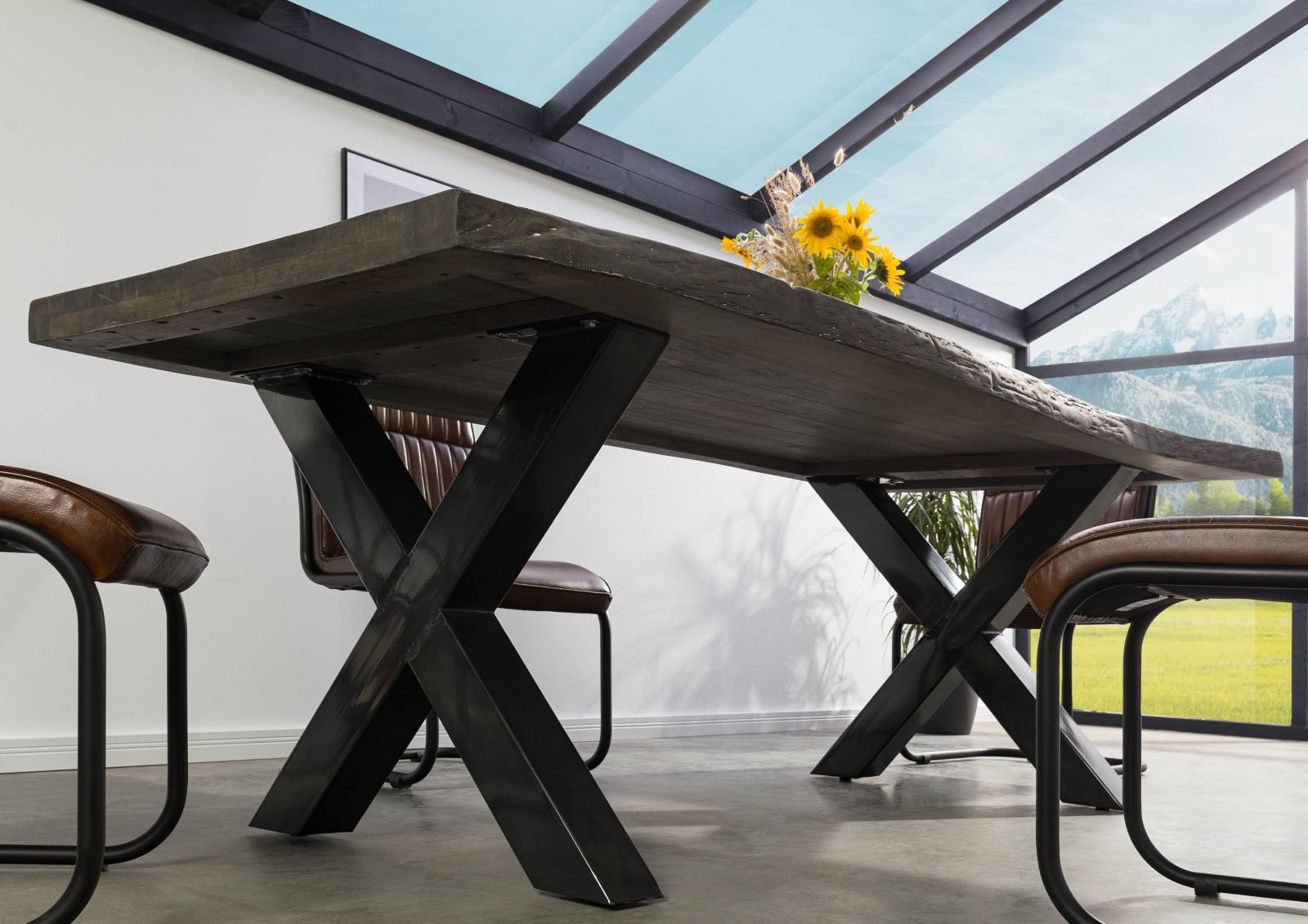 Massivmoebel24 Baumkantentisch FREEFORM (Massivholz, Massivholztisch), Baumtisch Mango 180x90x77 grau / X-Beine anthrazit FREEFORM 5