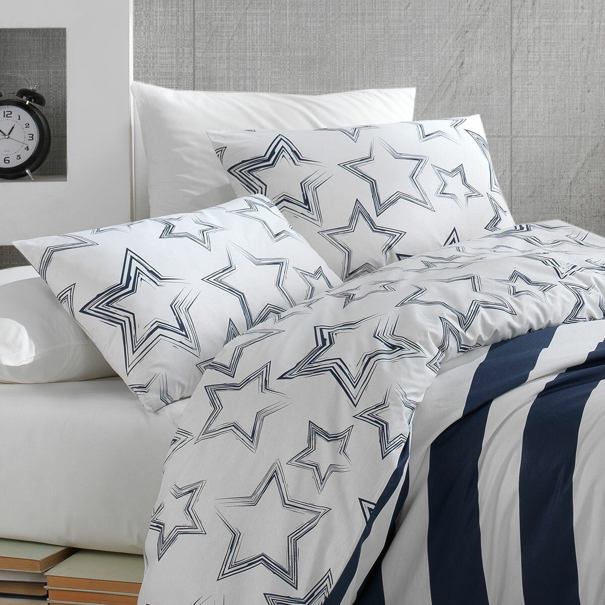 TRAUMSCHLAF Bettwäsche Stella, Renforce, 2 teilig, mit einer Streifen-Stern günstig online kaufen