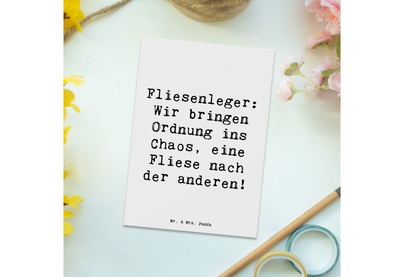Thumbnail - Mr. & Mrs. Panda Postkarte Fliesenleger: Wir bringen Ordnung ins Chaos, eine Fliese nach der and, Matte Rückseite