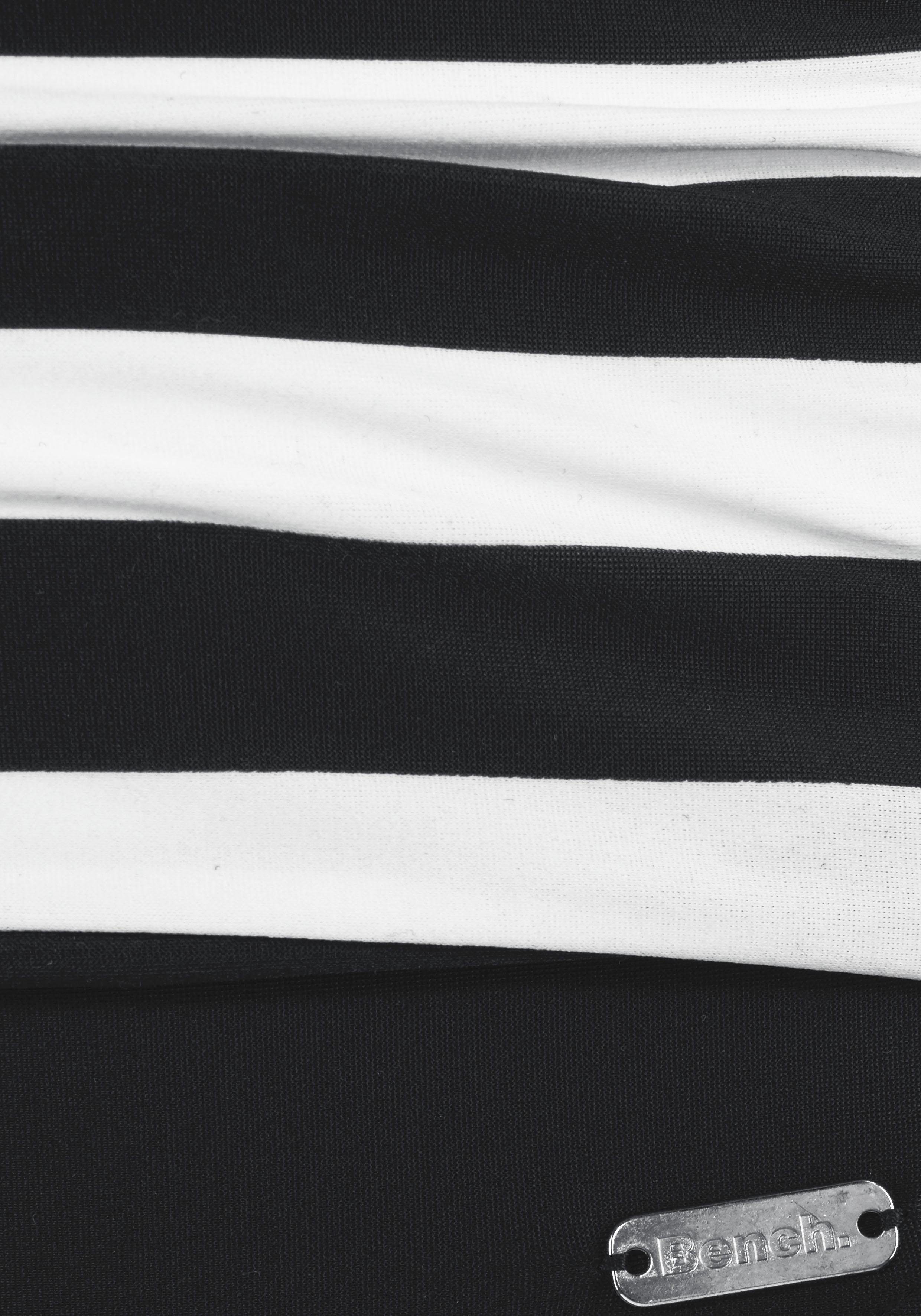 Bench. Badeanzug mit trendigen Streifen schwarz-weiß