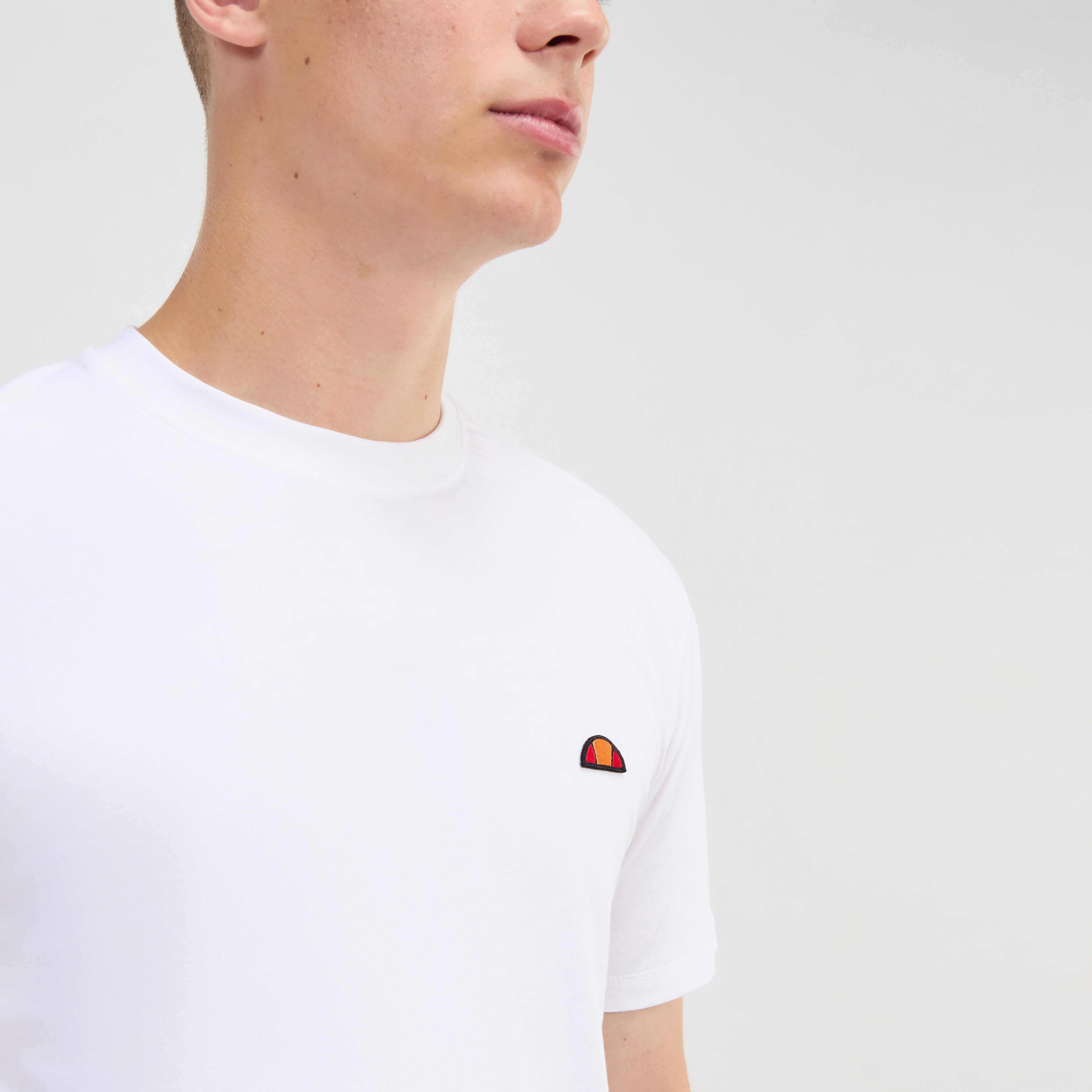Ellesse T-Shirt CASSICA TEE aus Baumwolle, bequemer Schnitt, für Erwachsene, auch in großen Größen