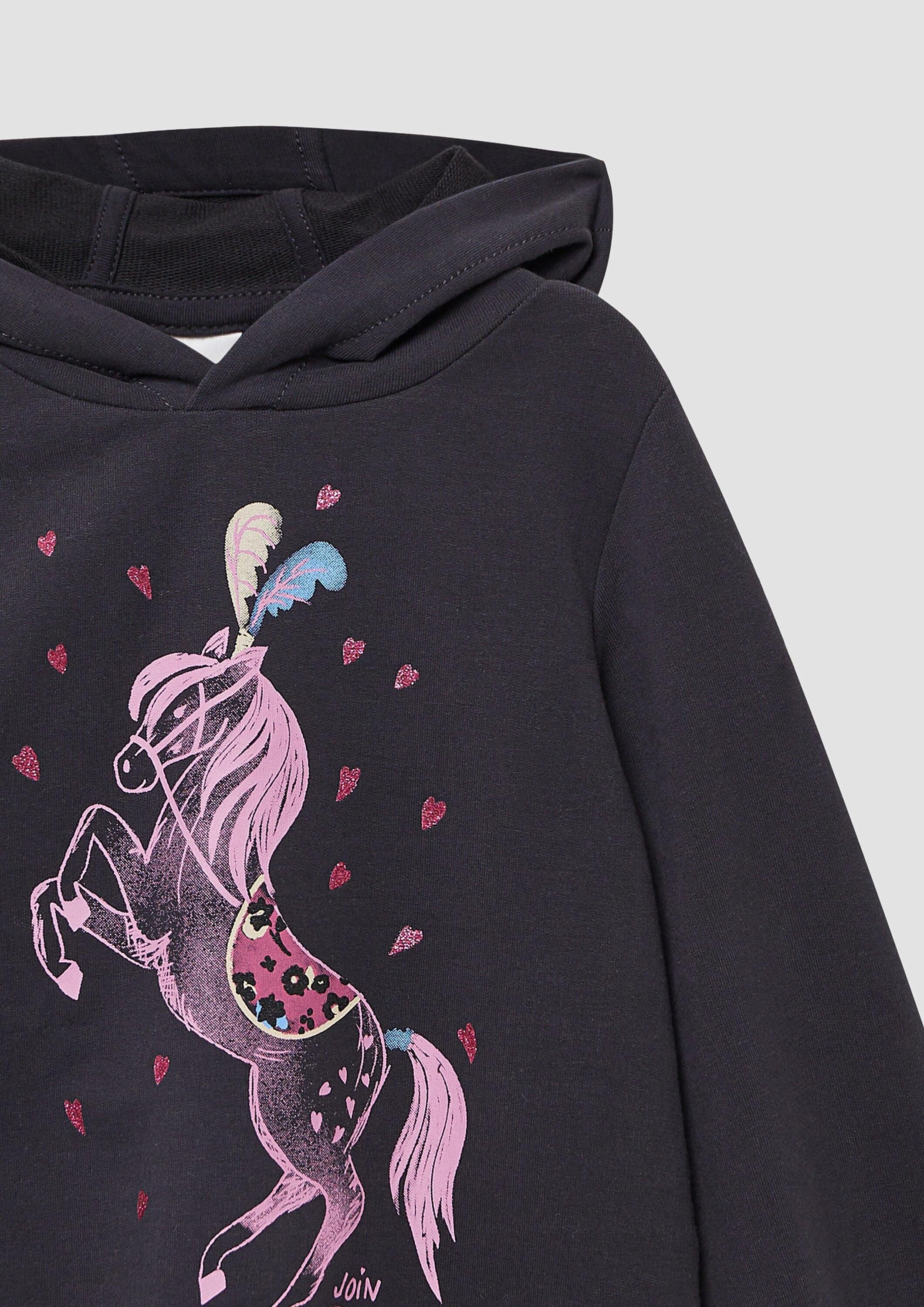 s.Oliver Sweatshirt Sweatshirt Hoodie mit Glitzer-Frontprint und kuscheliger Innenseite – Bild 4 von 4
