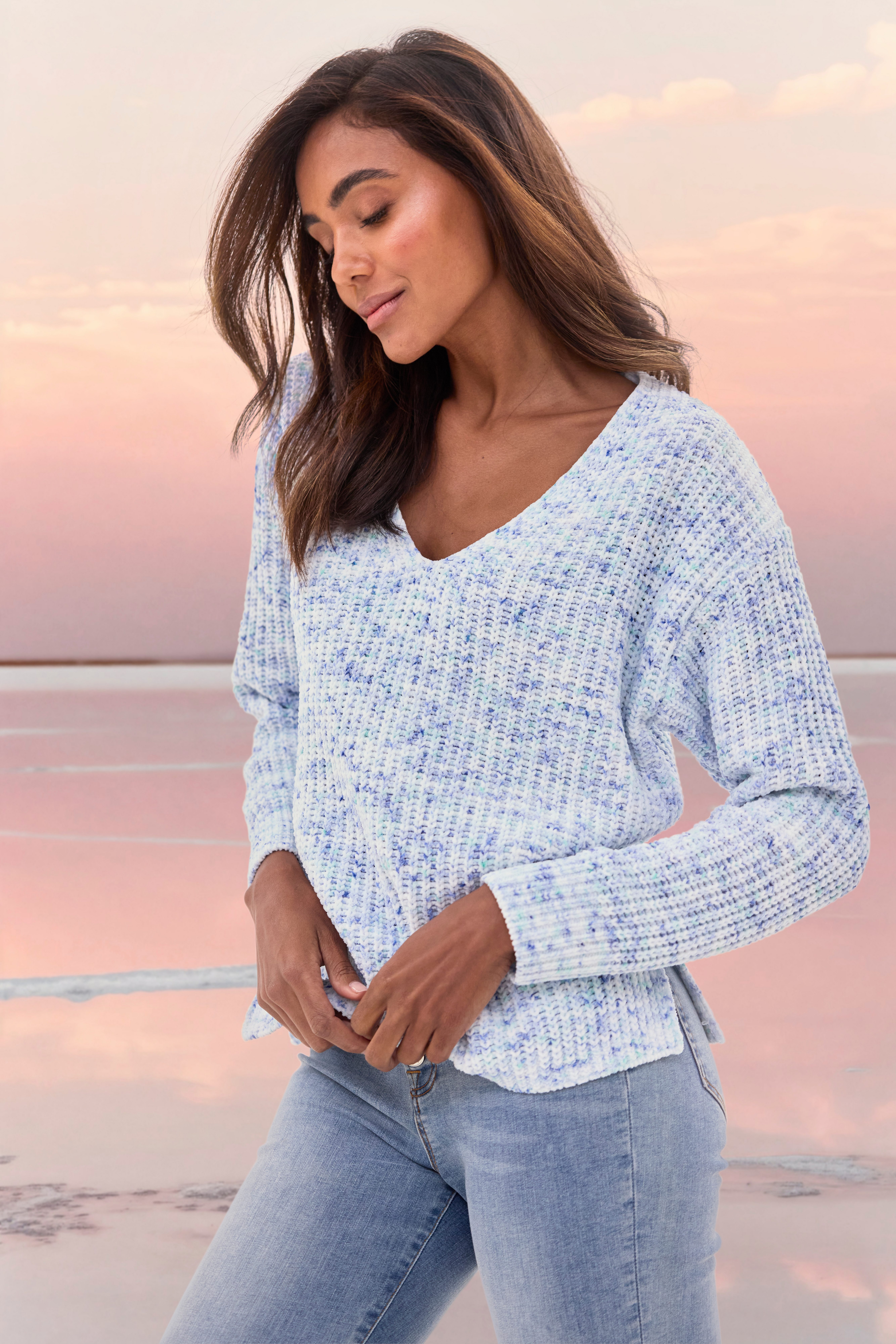 Buffalo V-Ausschnitt-Pullover aus weichem Chenille, Strickpullover, kuschelig weich, Pastell