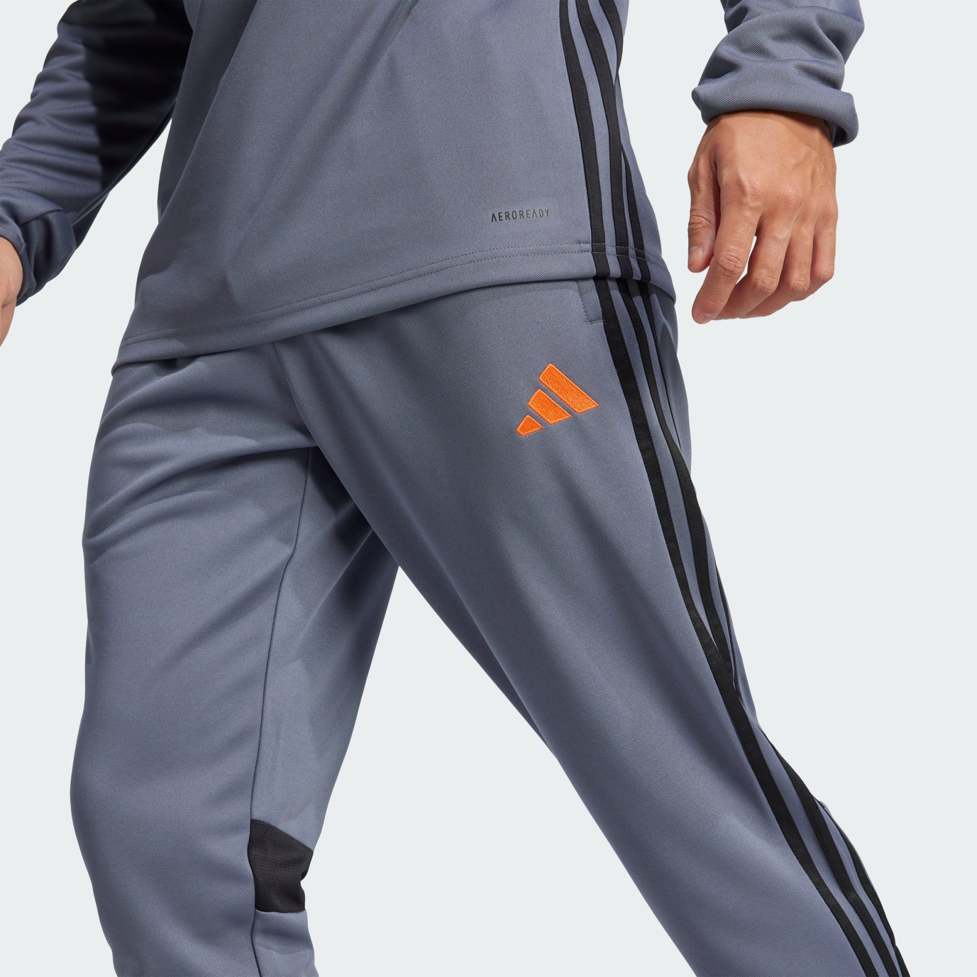 adidas Performance Trainingshose TIRO 25 ESSENTIALS TRAININGSHOSE (1-tlg)