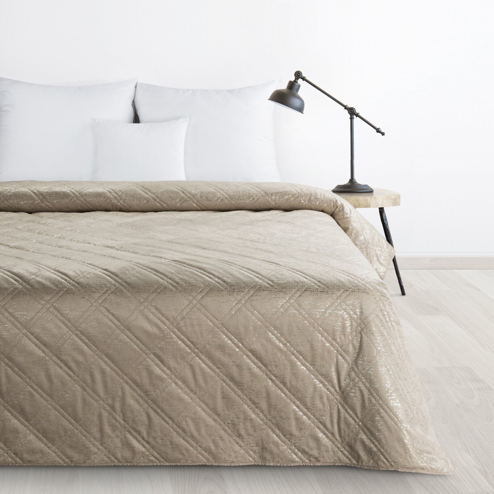 Design91 Tagesdecke Edler Bettüberwurf mit dezentem günstig online kaufen