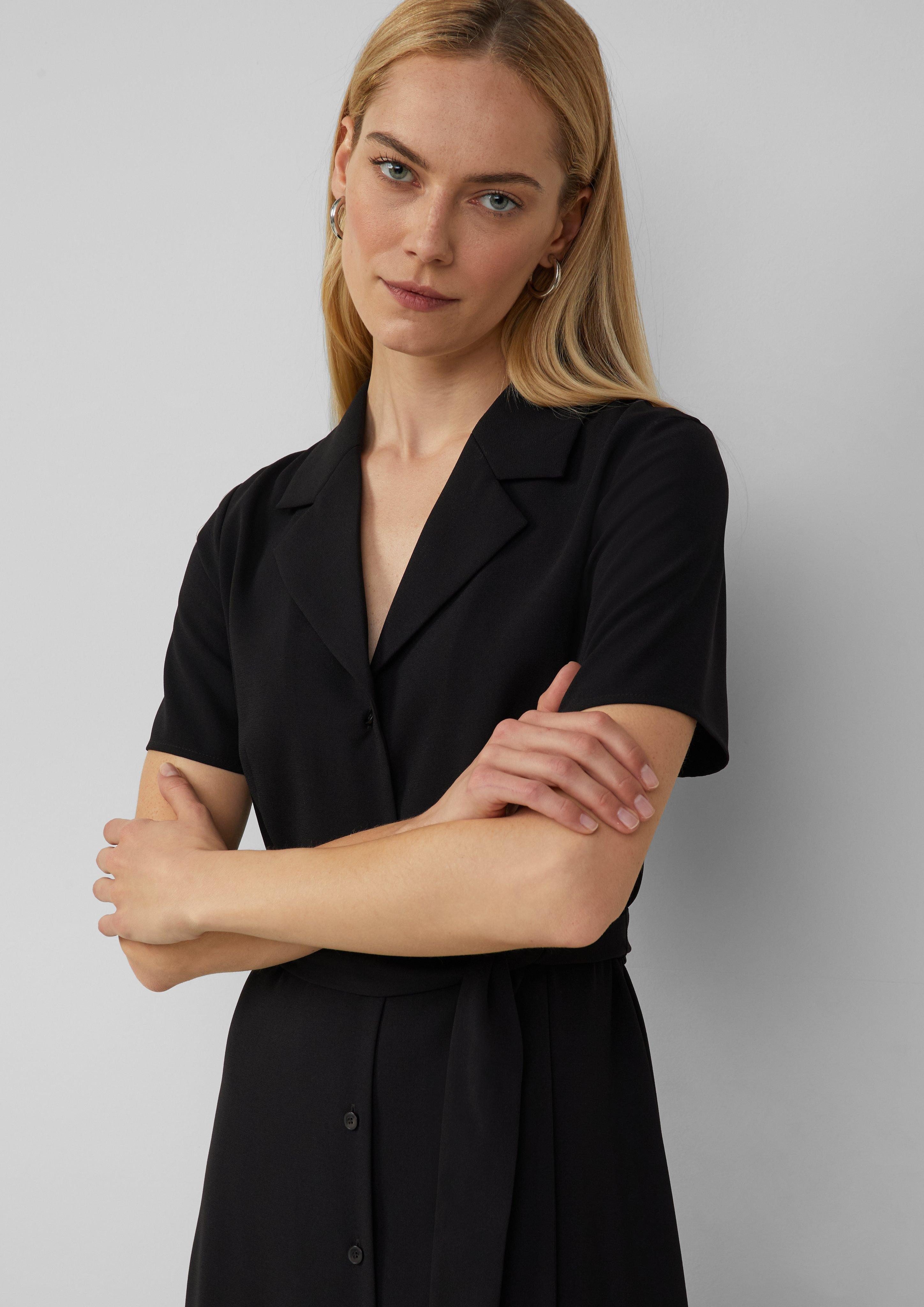 s.Oliver BLACK LABEL Maxikleid Tailliertes Maxikleid günstig online kaufen