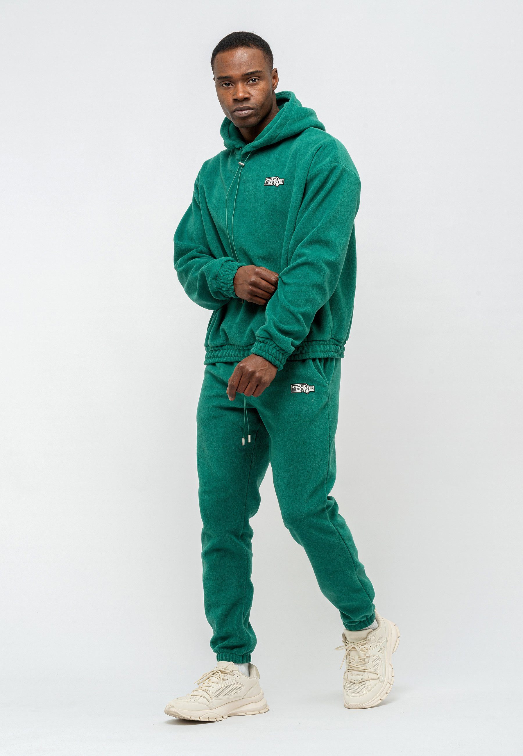 Tom Barron Trainingsanzug Tom Barron Tracksuit With Fleece Fabric Patch Logo, mit modernem Design