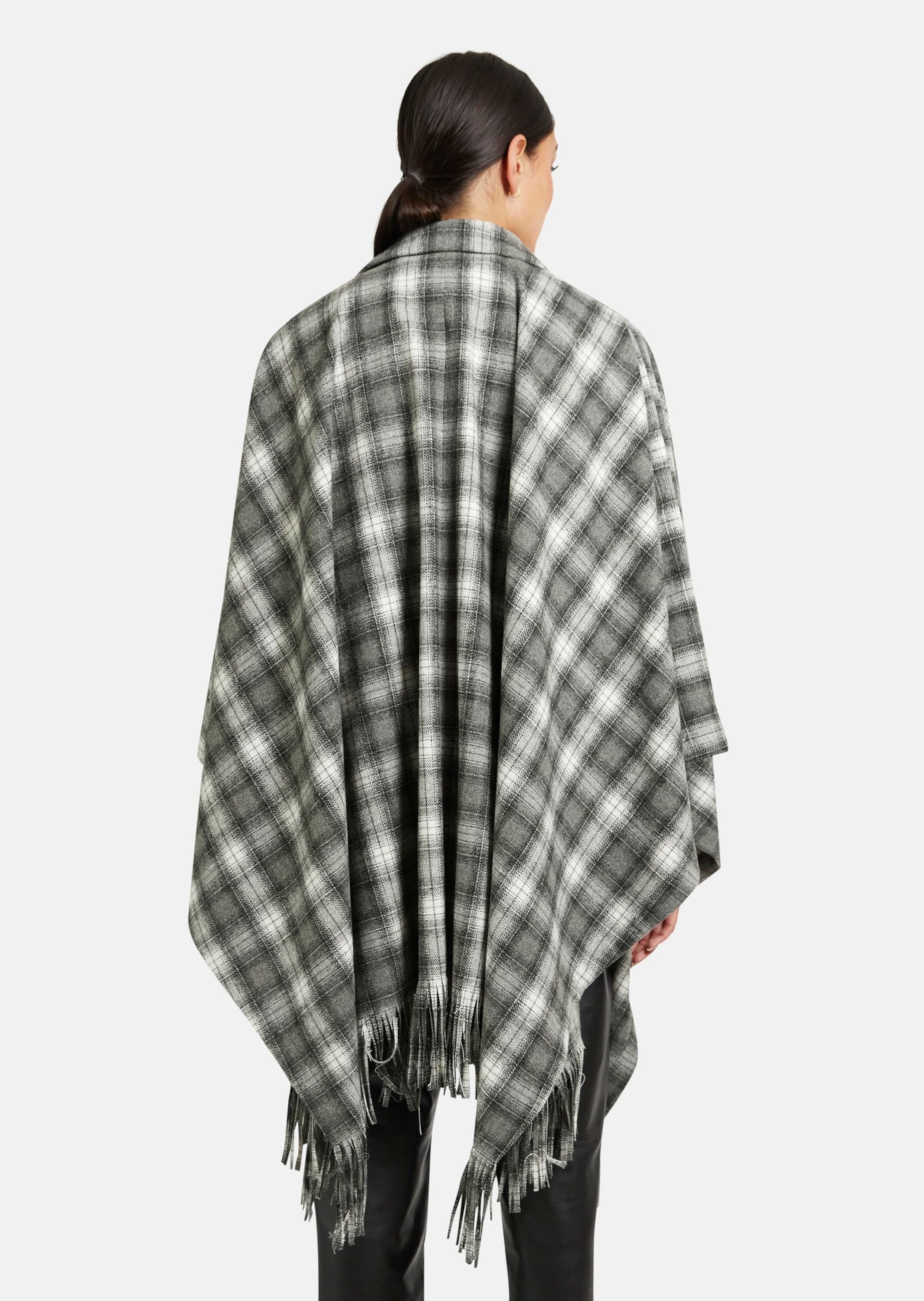 MADELEINE Poncho Karo-Cape mit Innenweste