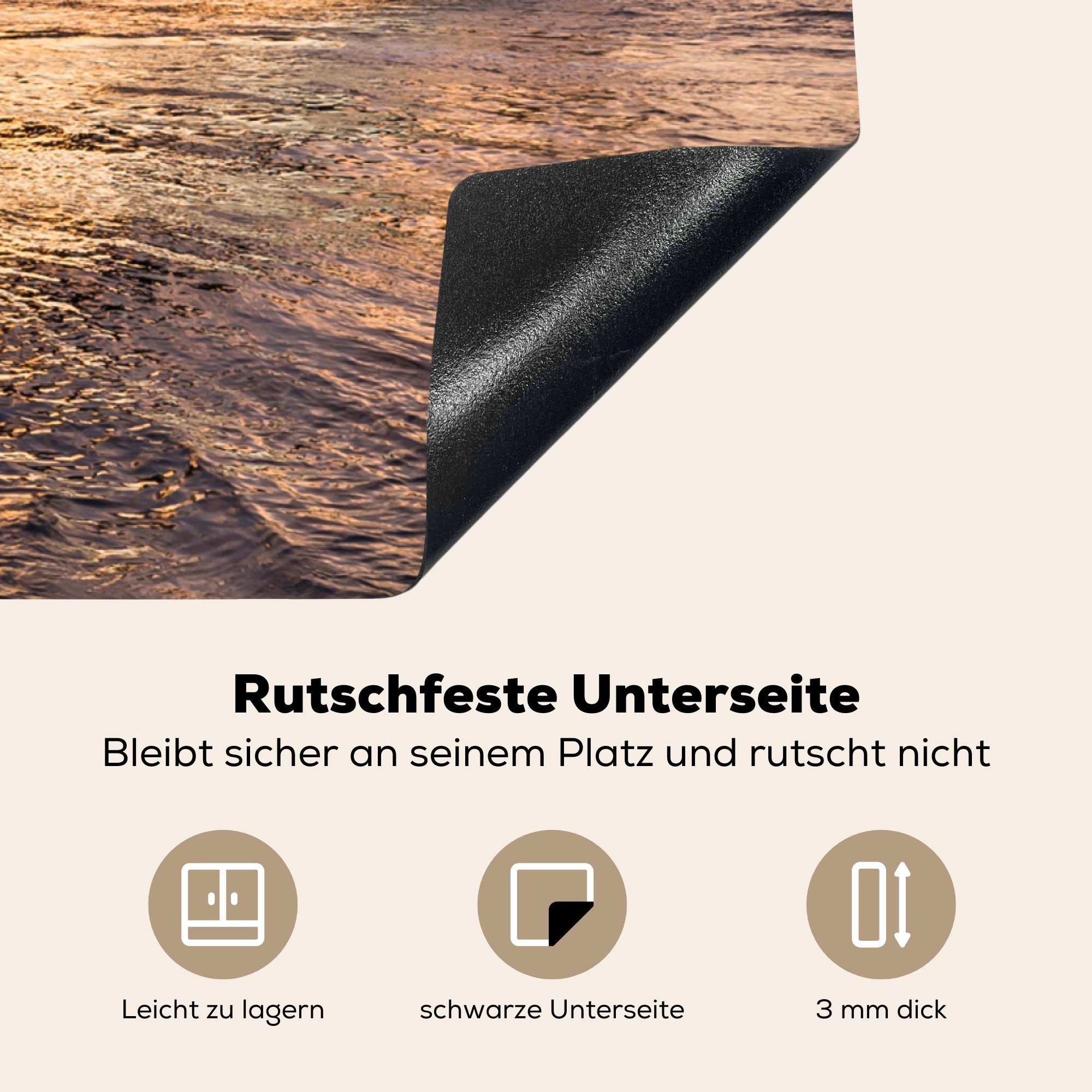 in (1 Ceranfeldabdeckung, New 78x78 küche Herdblende-/Abdeckplatte der York MuchoWow bei, über Bridge Bewölkter Vinyl, cm, Brooklyn tlg), für Arbeitsplatte Himmel