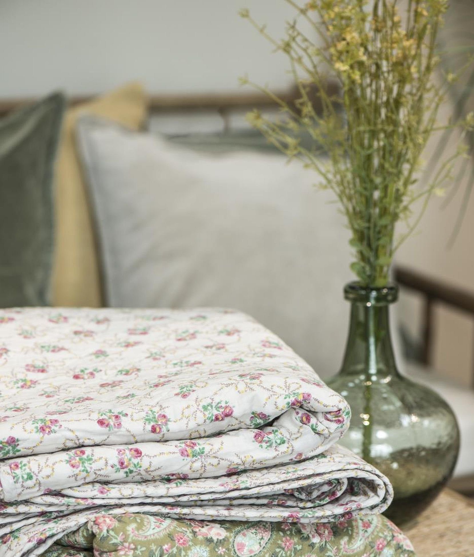 Wohndecke Decke Quilt Tagesdecke Überwurf Beige mit Rosen 180x130cm Ib Laursen, Ib Laursen