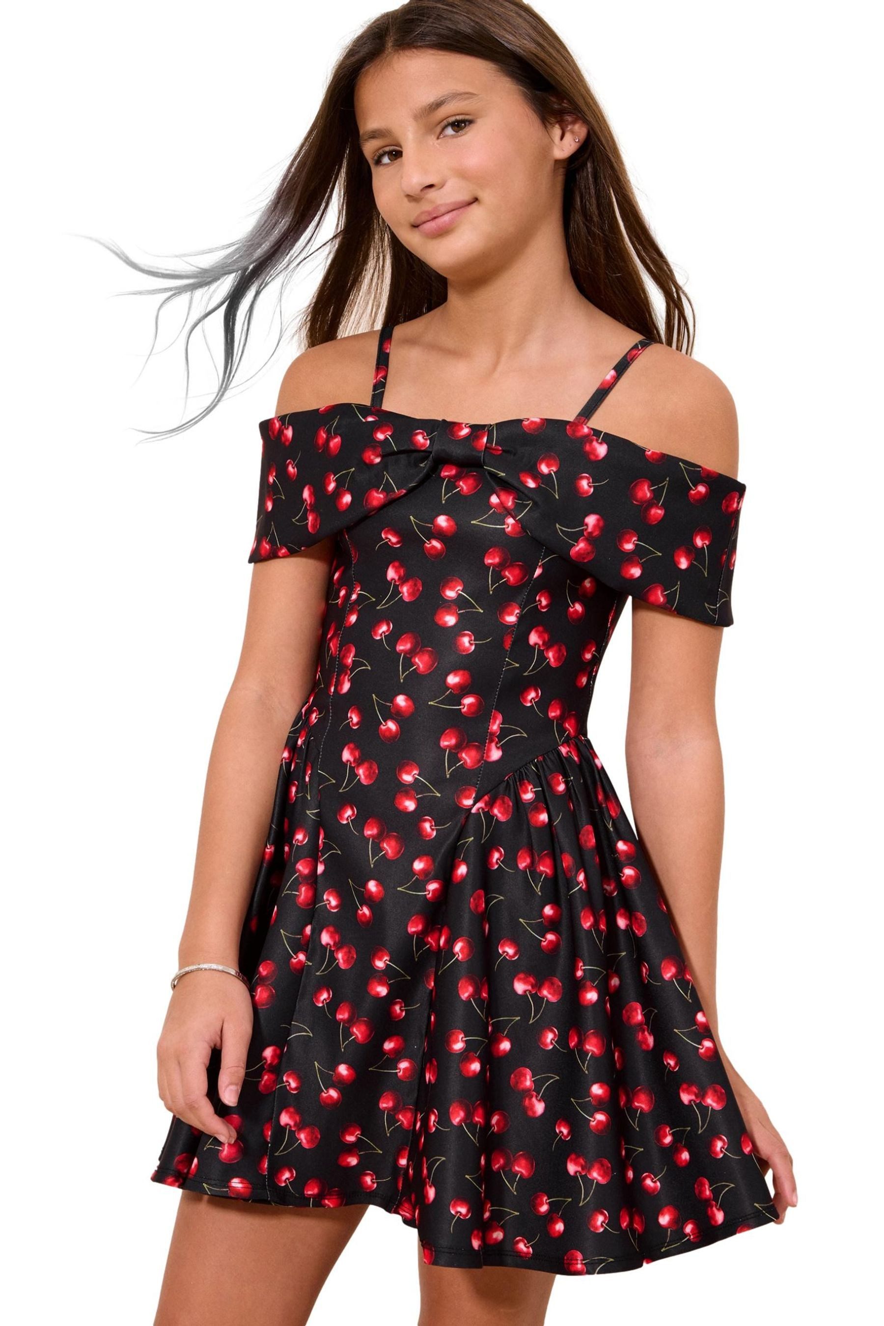 LIPSY Off-Shoulder-Kleid Lipsy Bardot-Kleid (1-tlg)