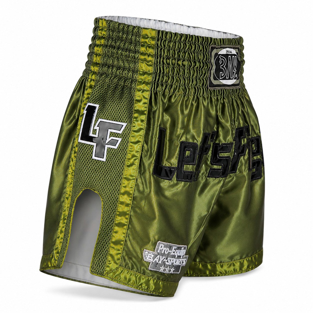 BAY-Sports Shorts Kurze Fitness Streetwear Sporthose olive Workout Let´s Fight Glänzendes Rexin sowie hochwertigen Applikationen.