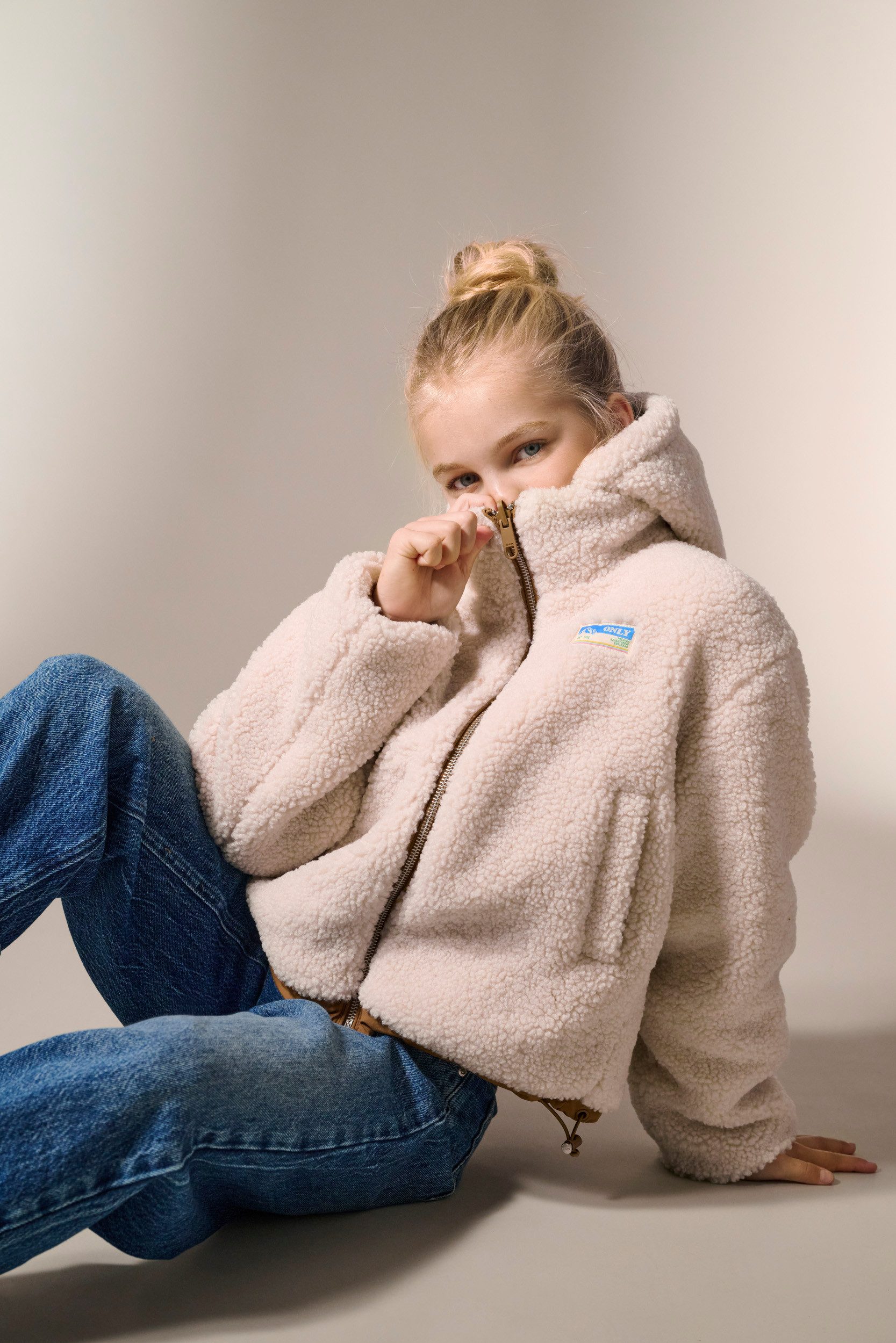 KIDS ONLY Wendejacke KOGMARIA REVERSIBLE PUFFER JACKET OTW als Plüschjacke oder Steppjacke tragbar – Bild 5 von 5