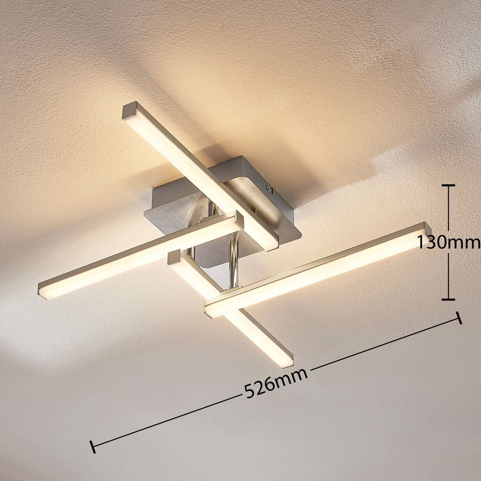 Lindby LED Deckenleuchte Laurenzia, satiniert, inkl. 4 weiß matt, flammig, warmweiß, Acryl, verbaut, LED-Leuchtmittel Modern, dimmbar, fest Metall, nickel