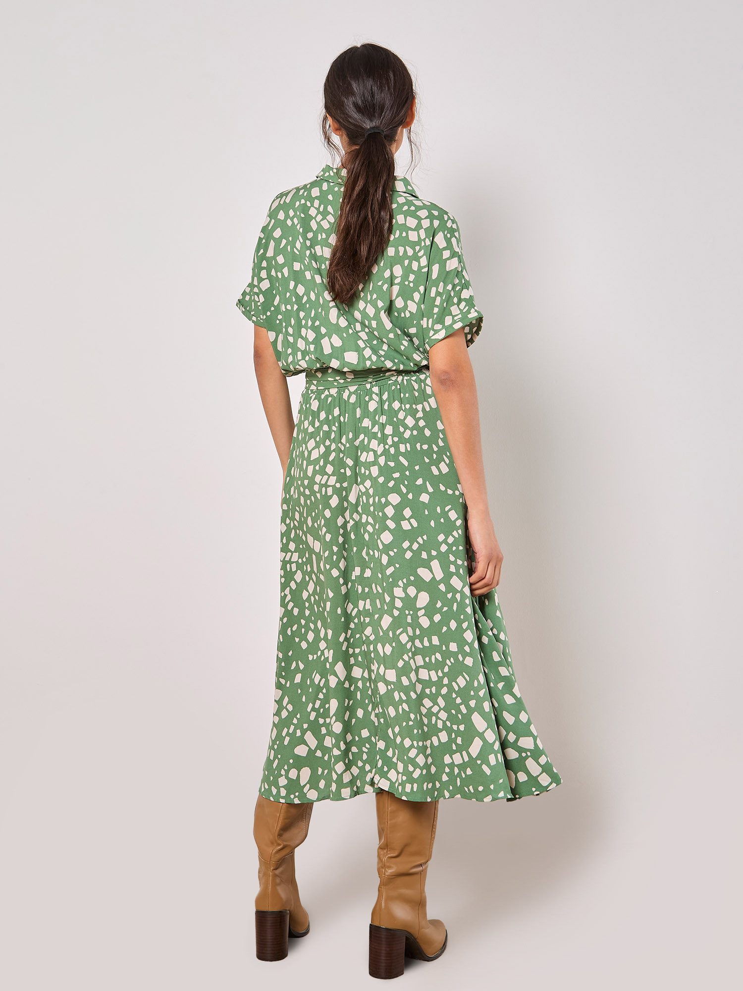 Apricot Druckkleid Quadratendruck Hemdblusenkleid (2-tlg., mit Bindeband) m günstig online kaufen