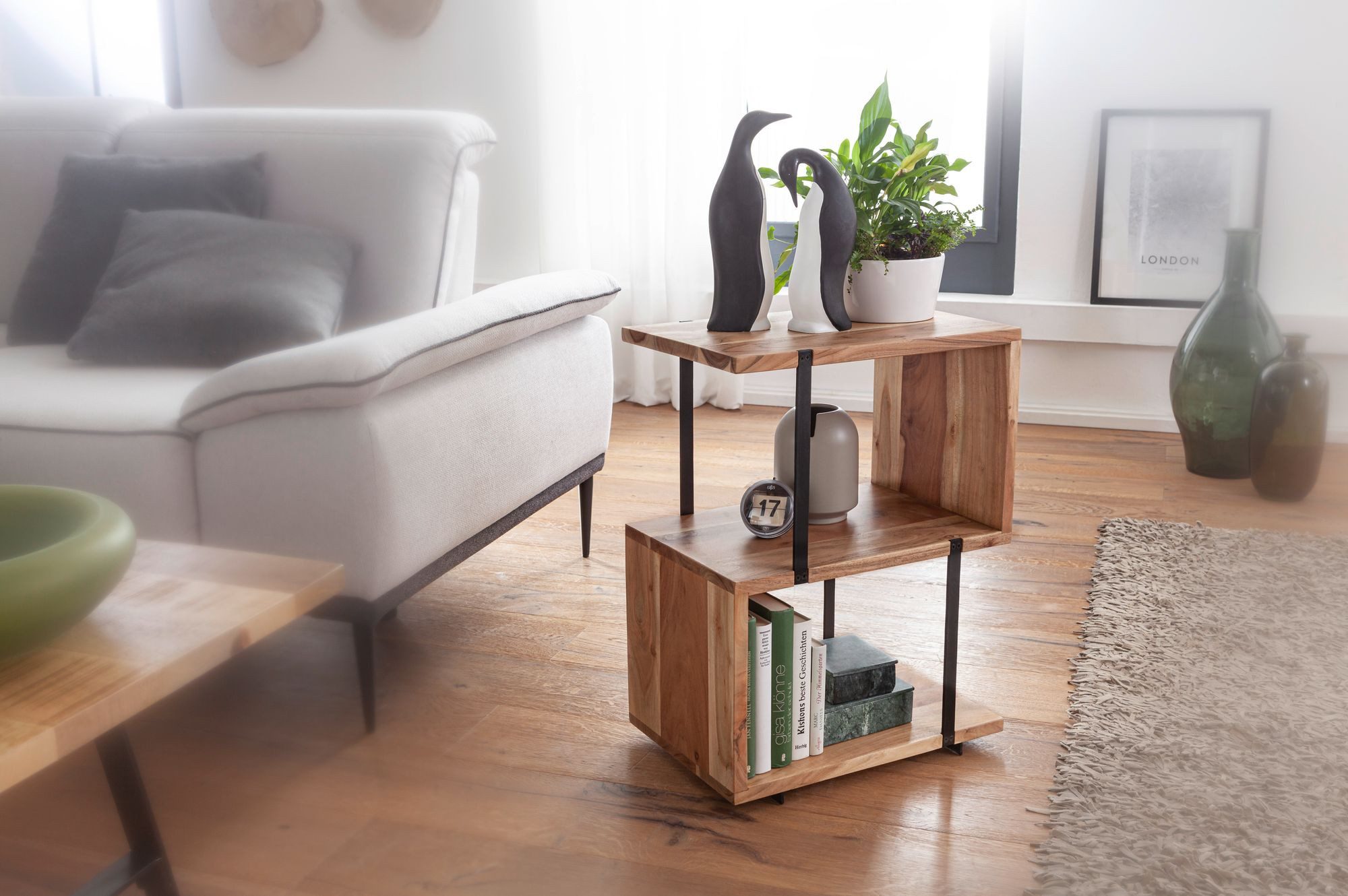 Wohnling Beistelltisch WL5.971 S-From 45x60x30 cm Akazie Dekotisch Sofatisch Holz Metal (S-Form 45x60x30cm Akazie Metall Ablagetisch), Design Wohnzimmertisch, Kleiner Anstelltisch