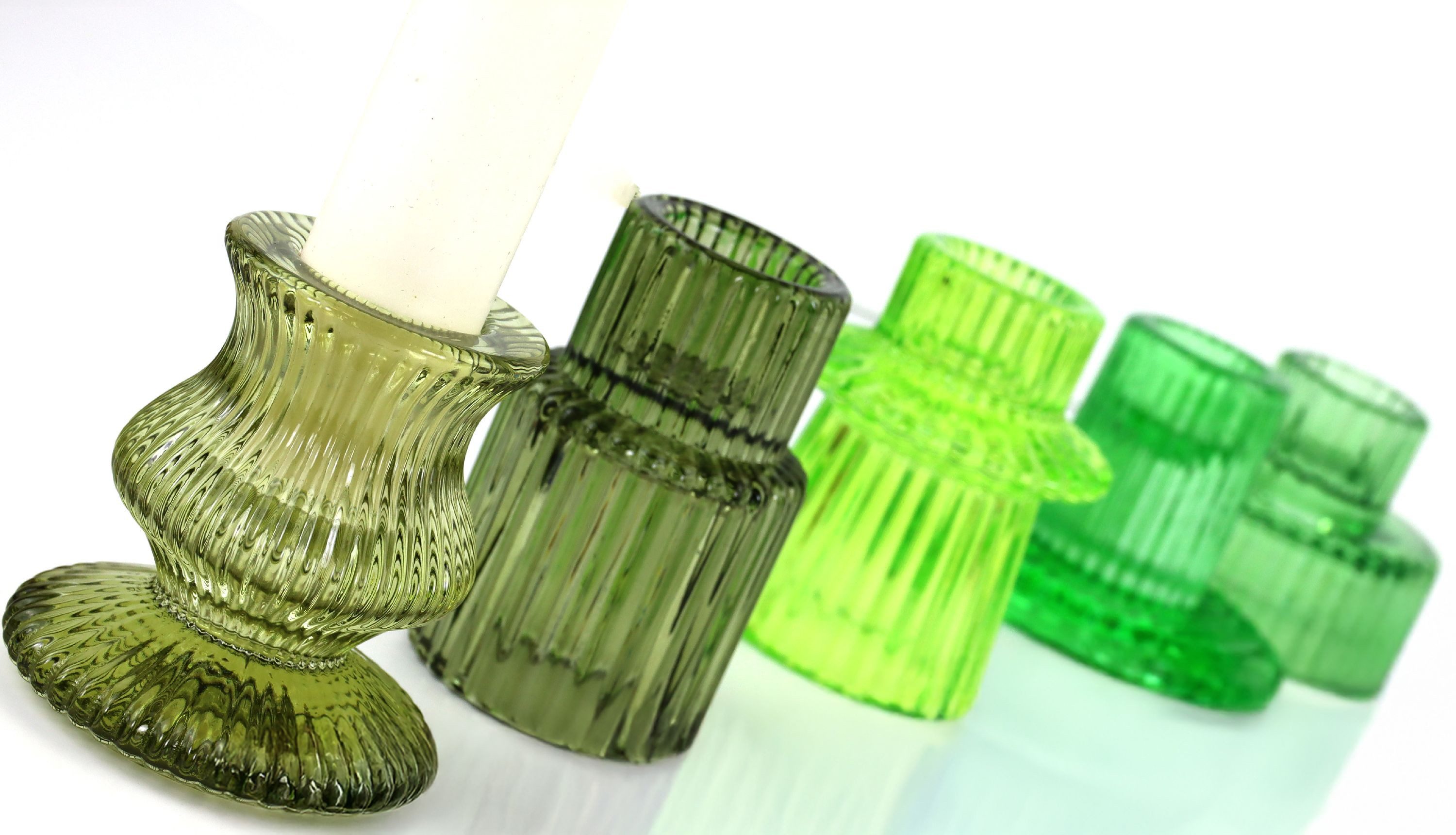 FURNARO Kerzenhalter (5-tlg. Leuchterset), 5-teiliges Set in harmonischen Grüntönen aus Glas