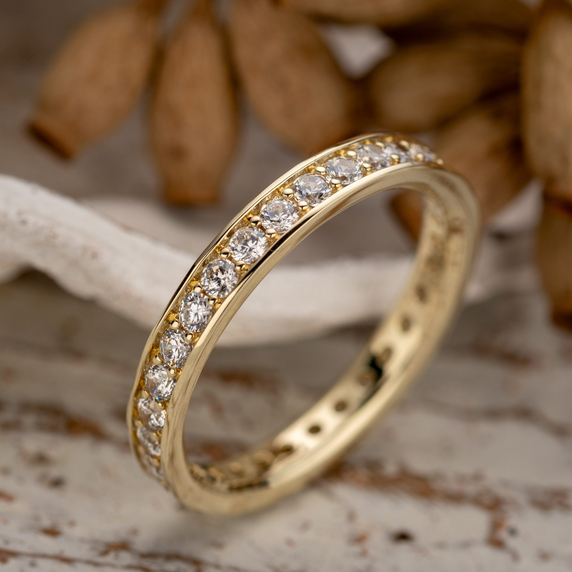 Orolino Fingerring 333/- Gelbgold glanz synth. Zirkonia