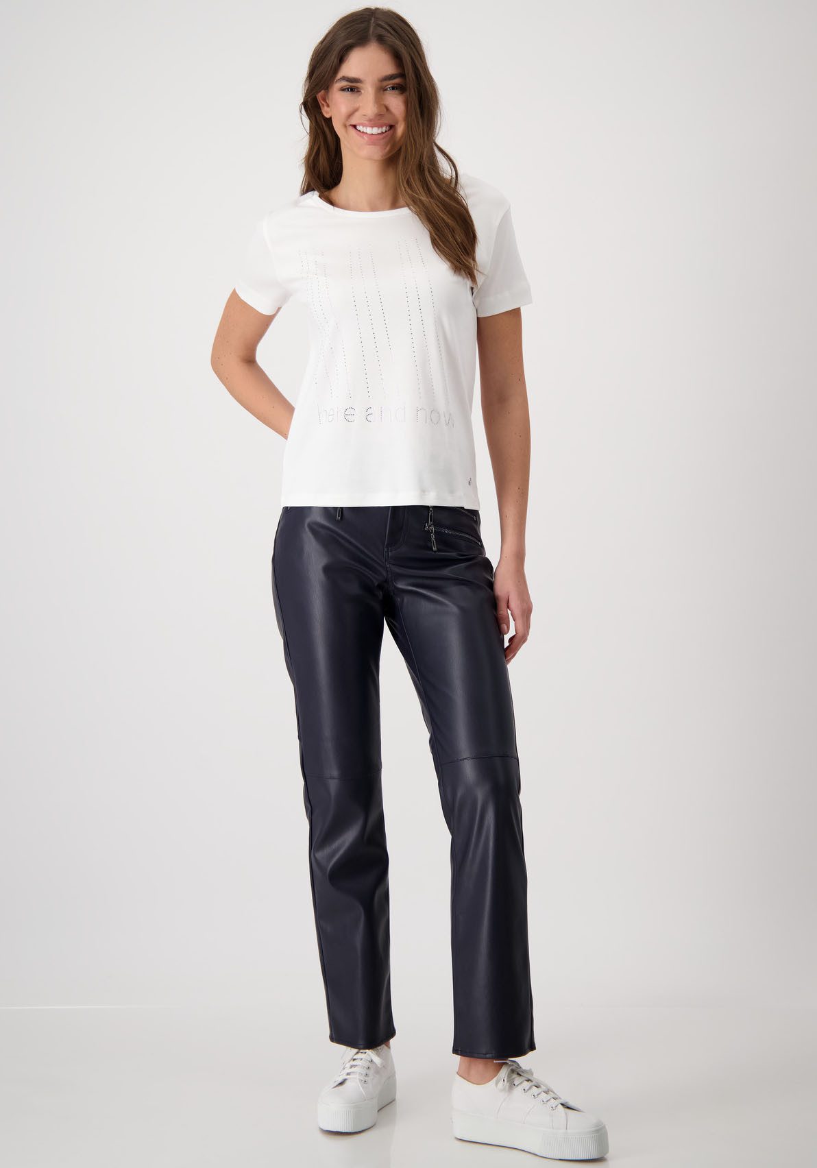 Monari Rundhalsshirt mit Glitzernieten