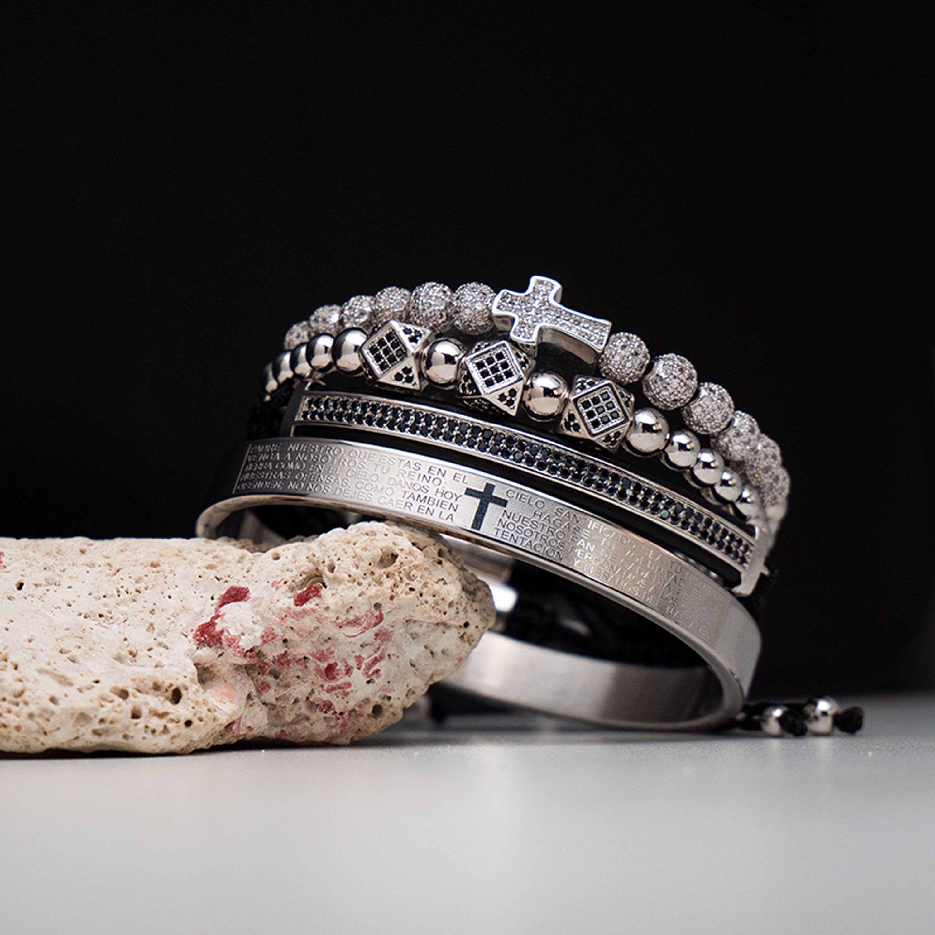 UNIQAL.de Edelstahlarmband Set Edelstahlarmband SET Herren "ROYAL JESUS" vergoldet - Set 4-Armbänder (Edelstahl, Casual Style, Handgefertigt)