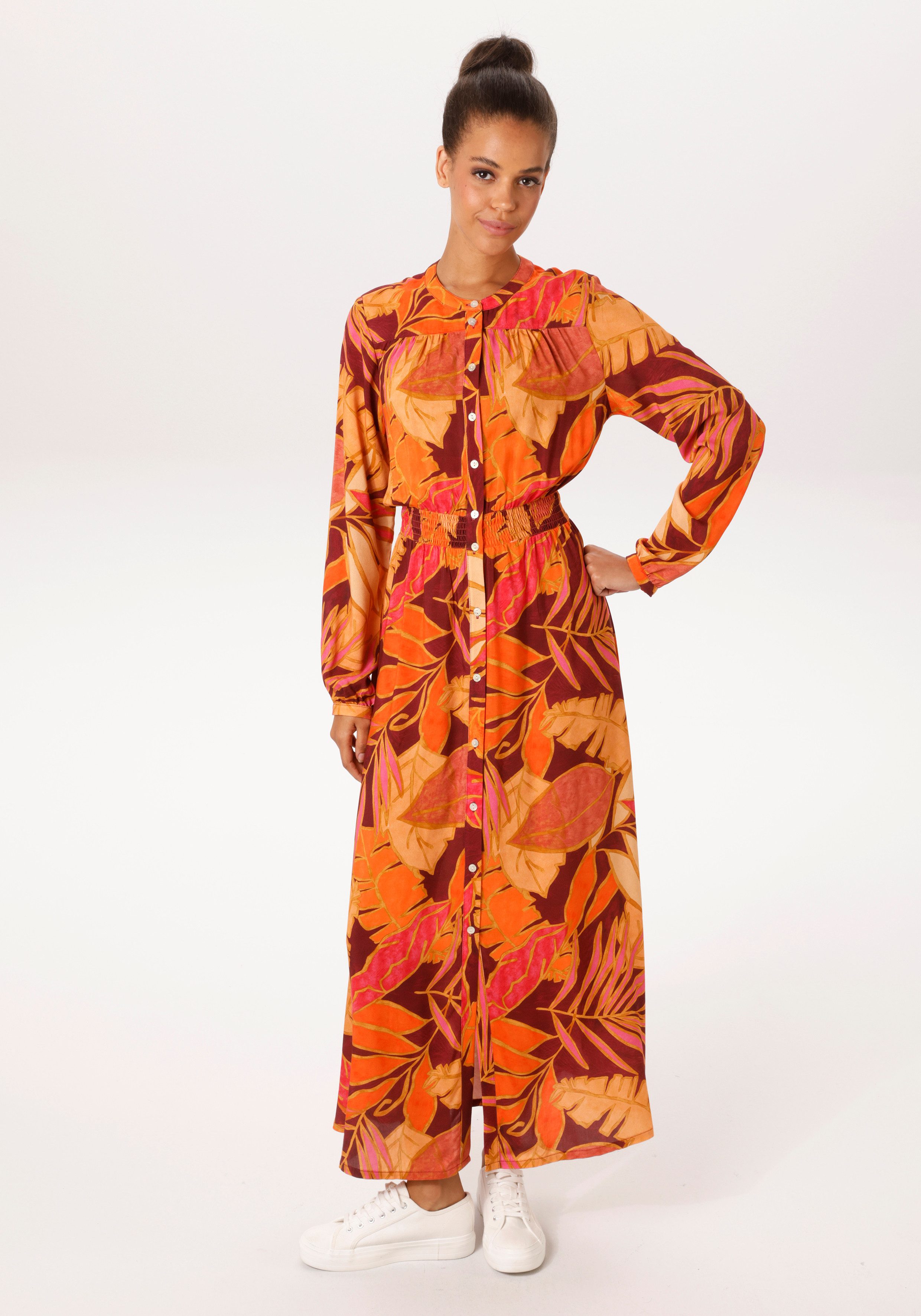 Aniston CASUAL Maxikleid mit farbenfrohen, grafischen Blättern bedruckt - NEUE KOLLEKTION